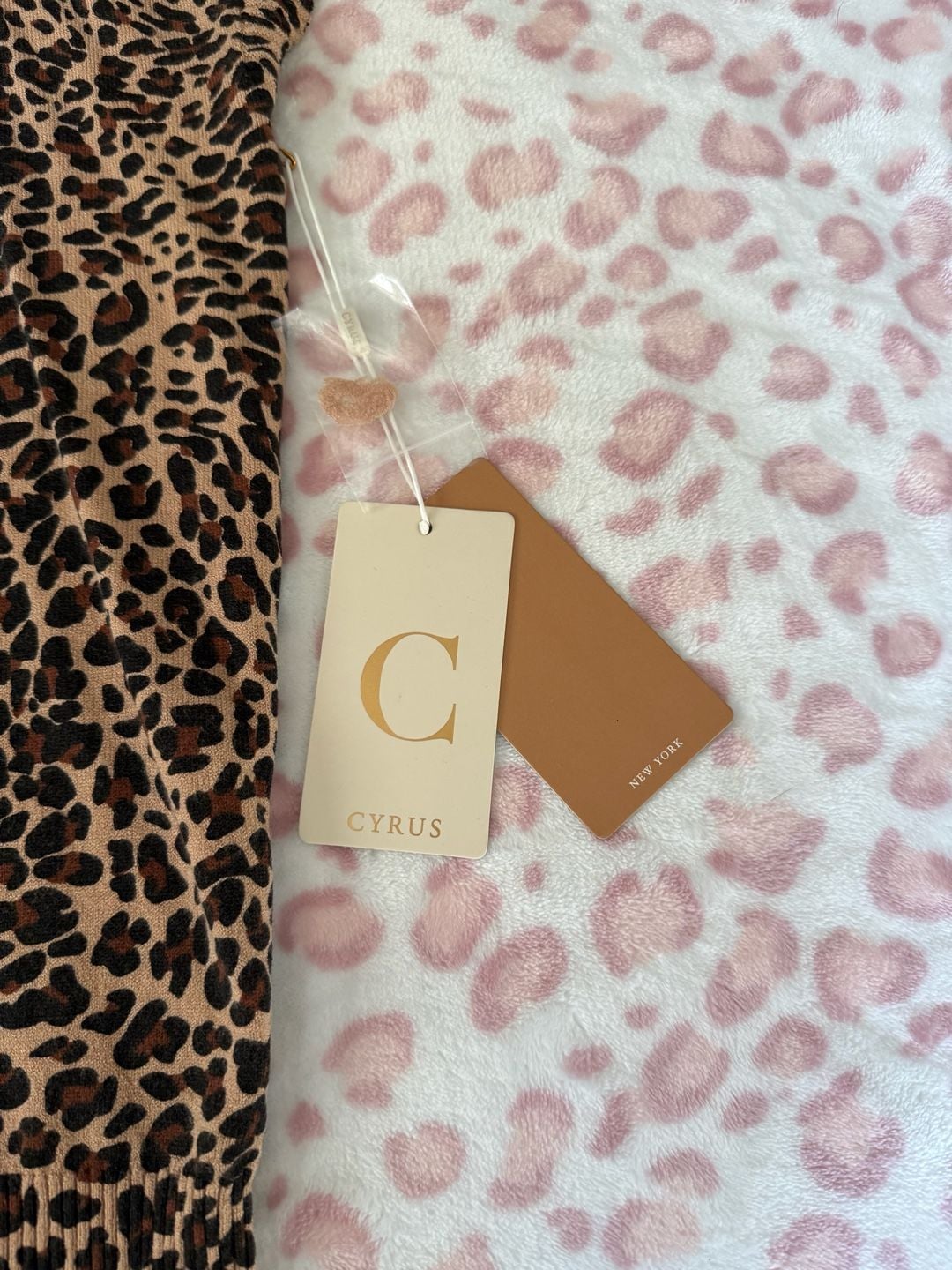 Cyrus Leopard Print Sweater Size L Brown New 7