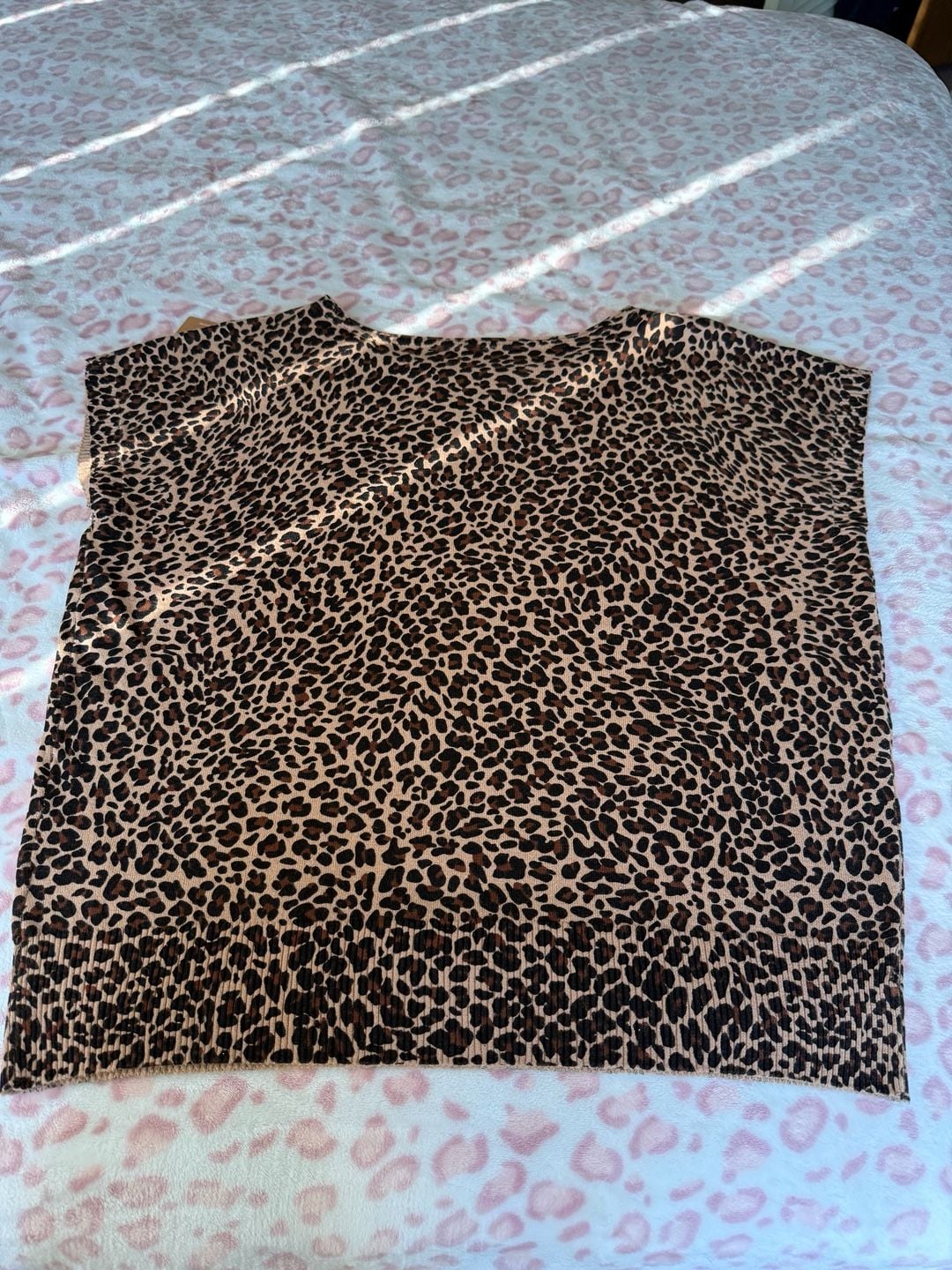 Cyrus Leopard Print Sweater Size L Brown New 10