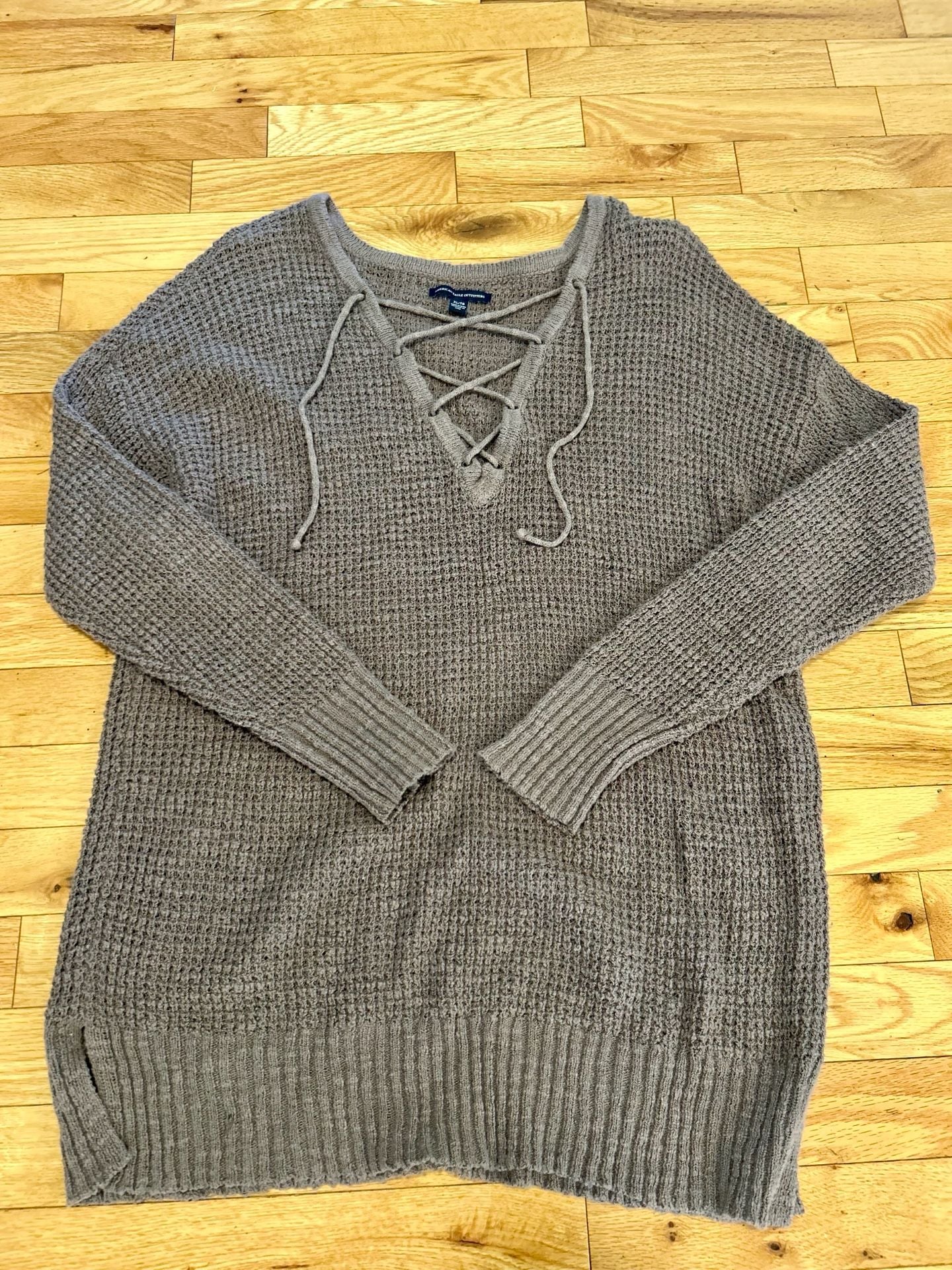 American Eagle Outfitters Lace Up Waffle Knit Sweater Size XL Gray 2