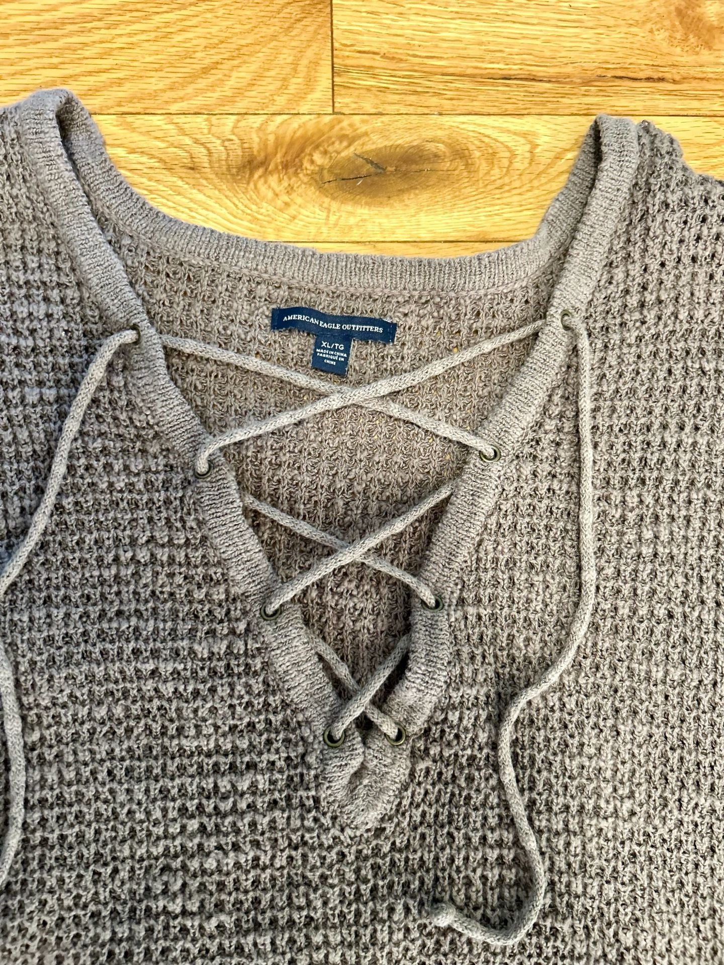 American Eagle Outfitters Lace Up Waffle Knit Sweater Size XL Gray 4
