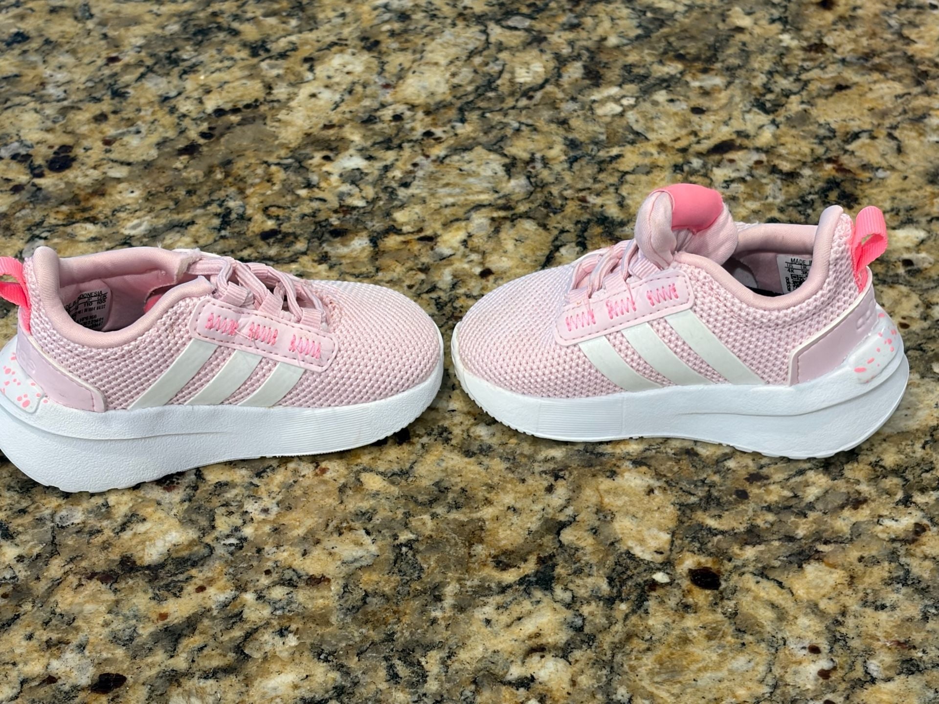 Adidas Sneakers Size 4K Pink White Mesh Toddler Shoes 5
