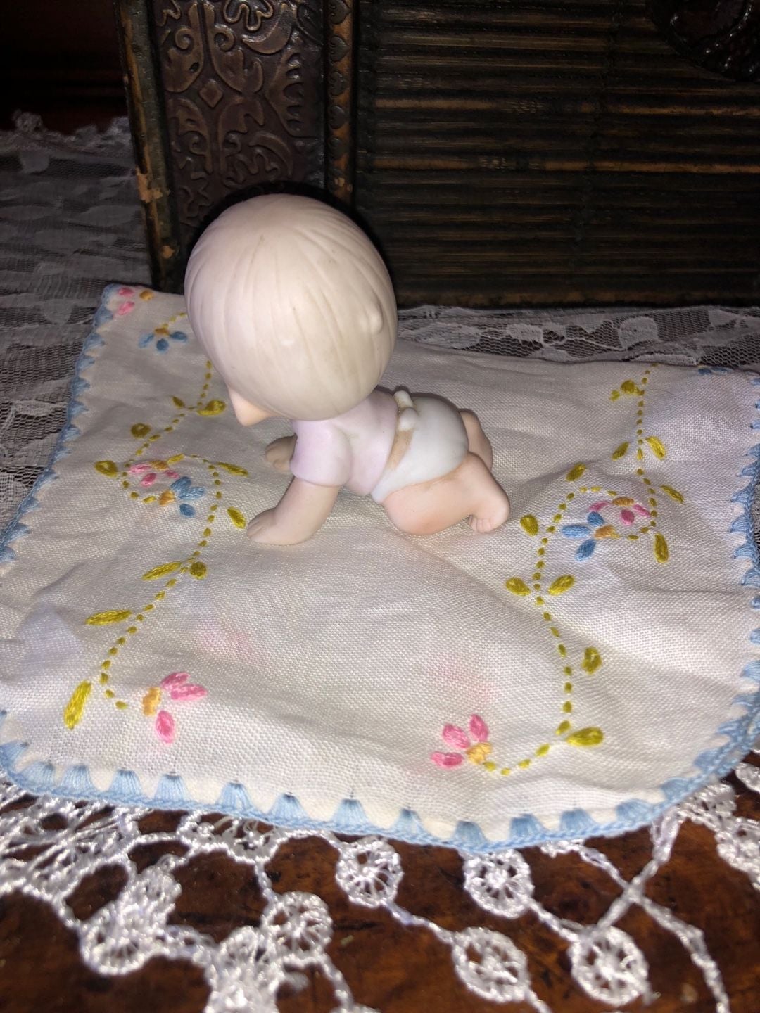 Precious Moments Figurine 1983 Jonathan & David E-2852 Crawling Baby 6