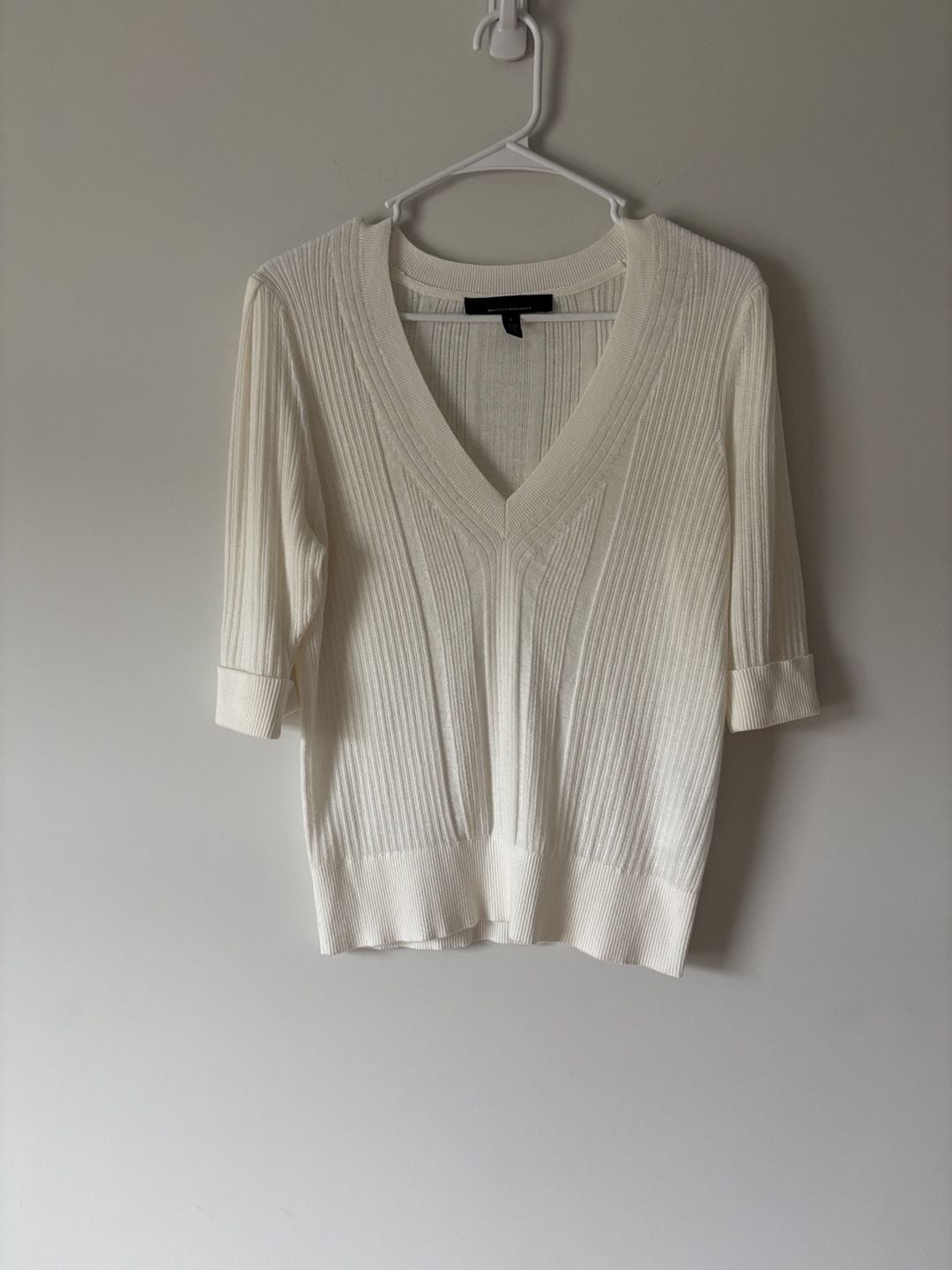White House Black Market V-Neck Ribbed Sweater Size L White Pullover 2