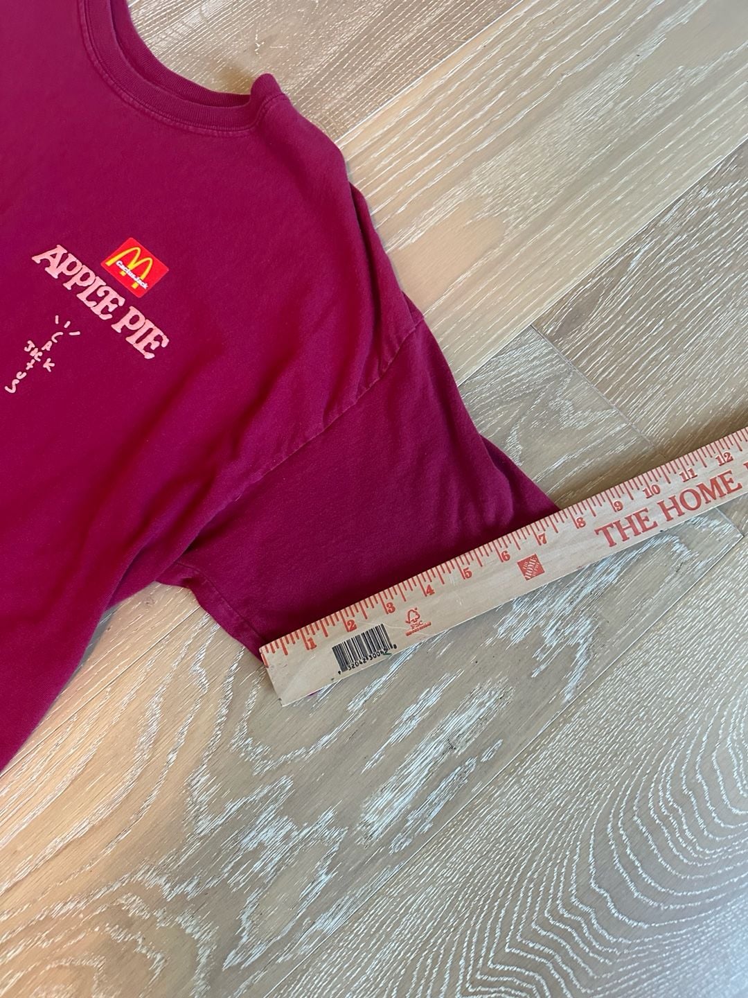 Travis Scott x McDonald's Apple Pie T-Shirt Size L Red 9