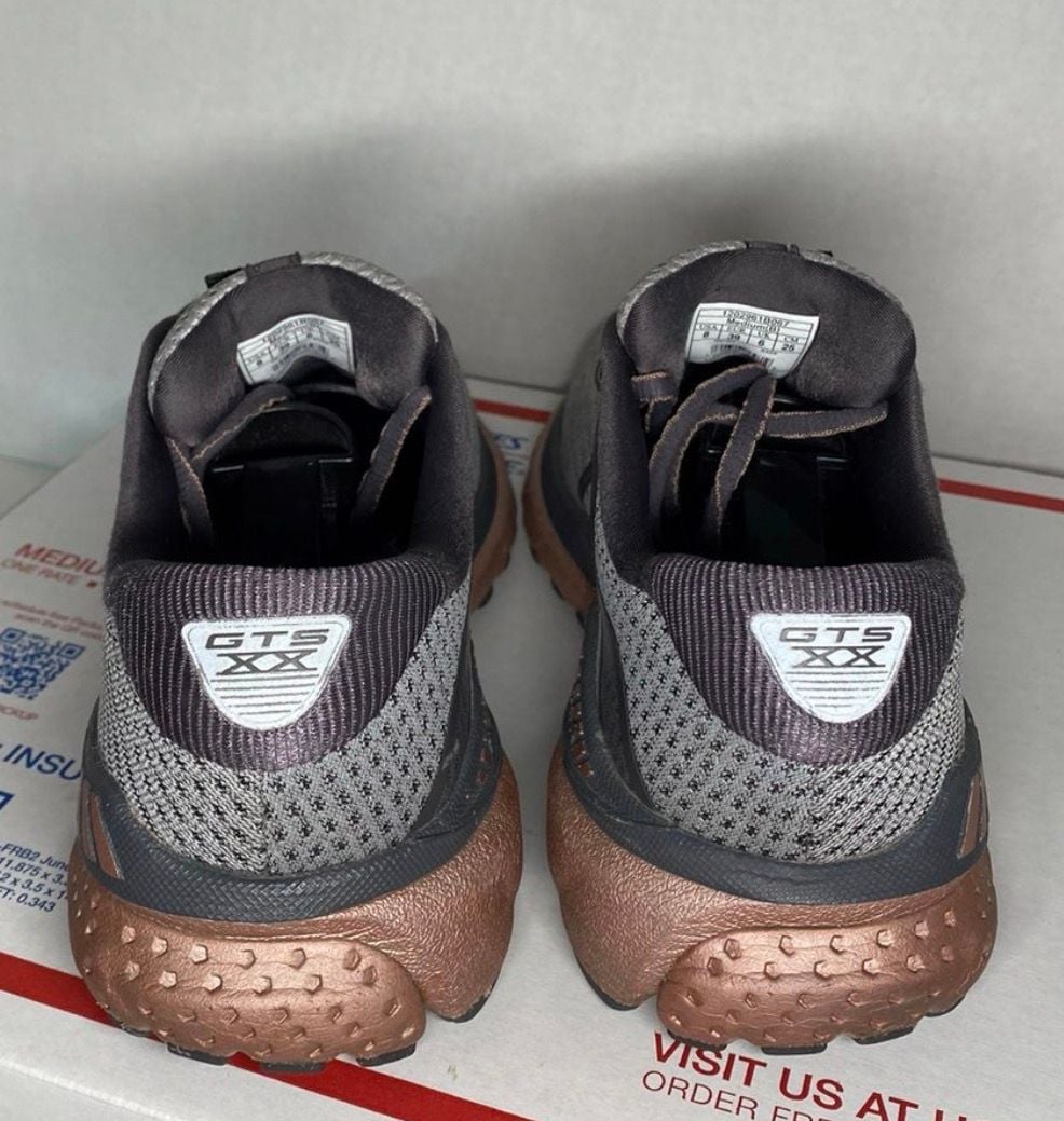 Brooks Adrenaline GTS 20 Size 8 Gray Rose Gold 5