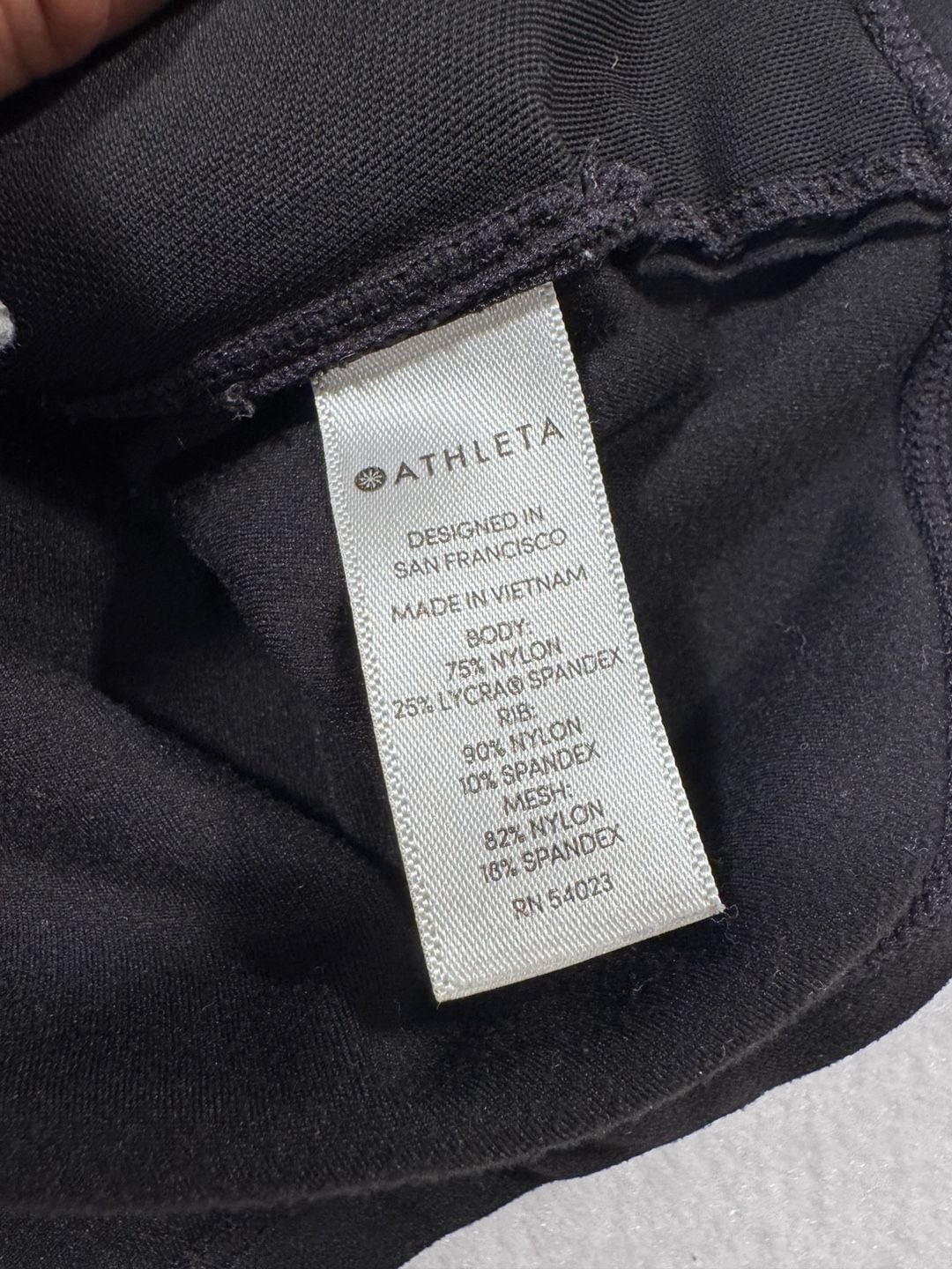 Athleta Women’s Full Zip Jacket Size M Black Activewear 8
