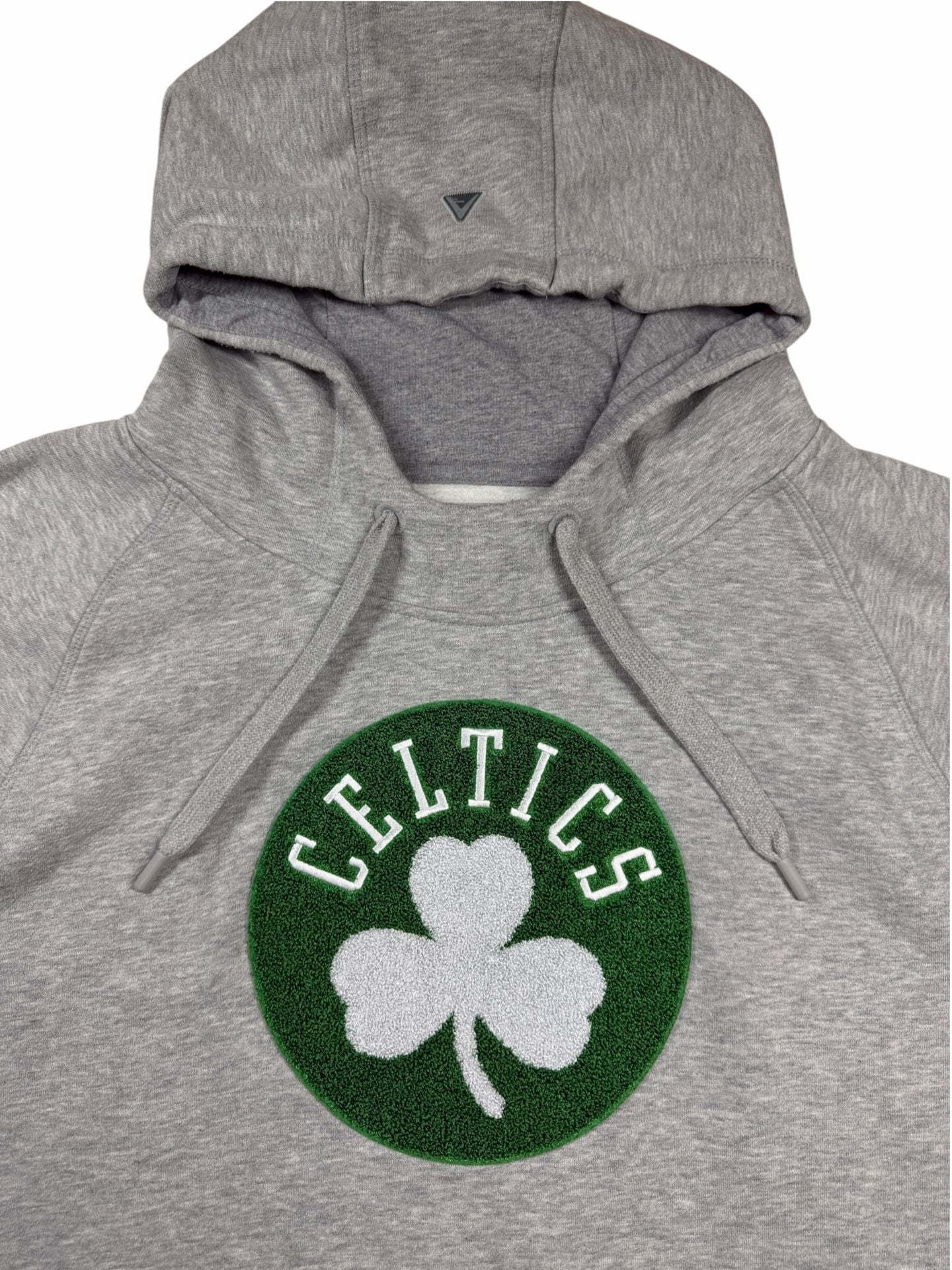 Boston Celtics Antigua Hoodie Mens XL Gray Embroidered Logo NBA Pullover 3