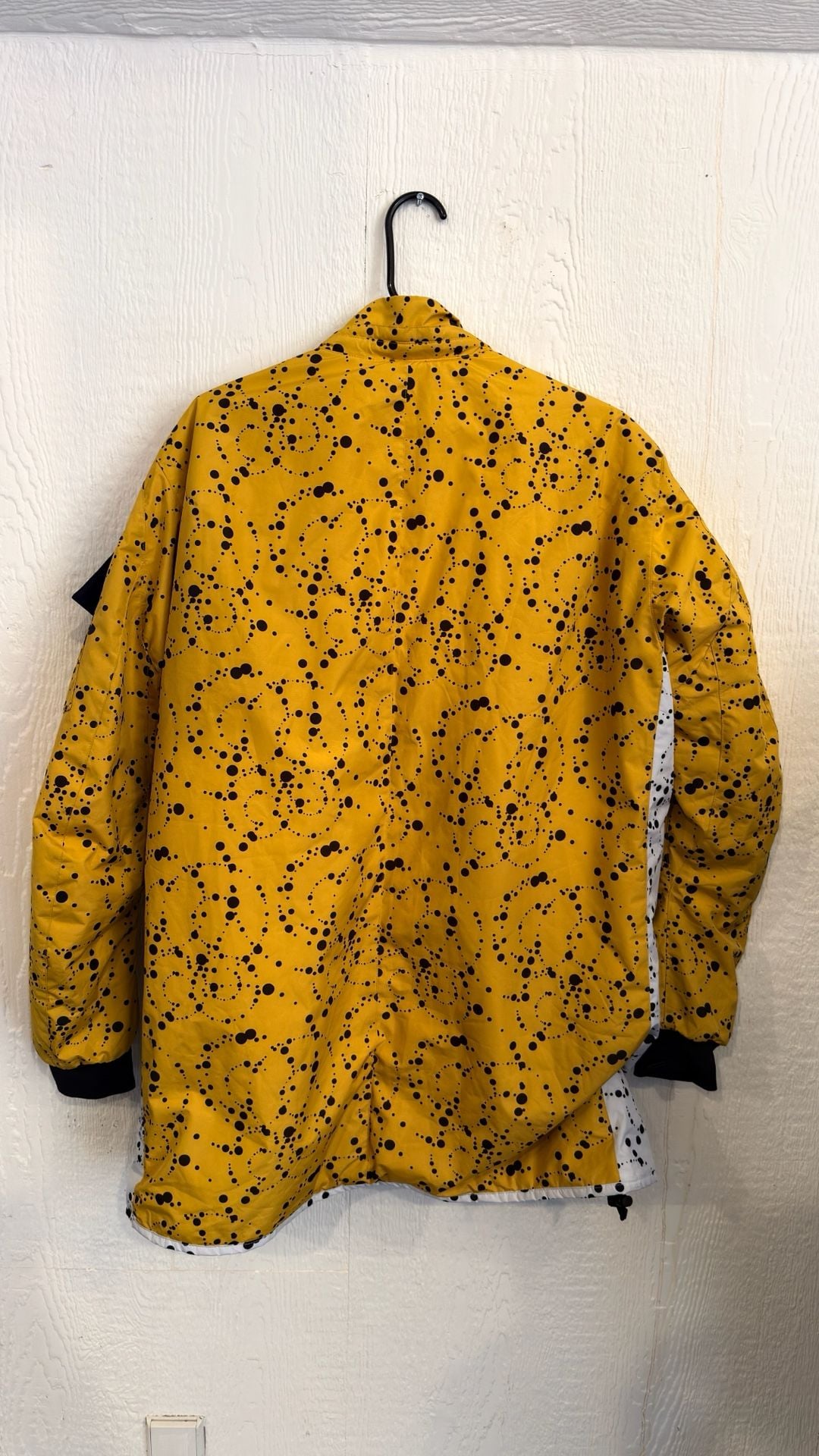 Nike ACG Insulated Jacket Size L Yellow White Black Splatter 6