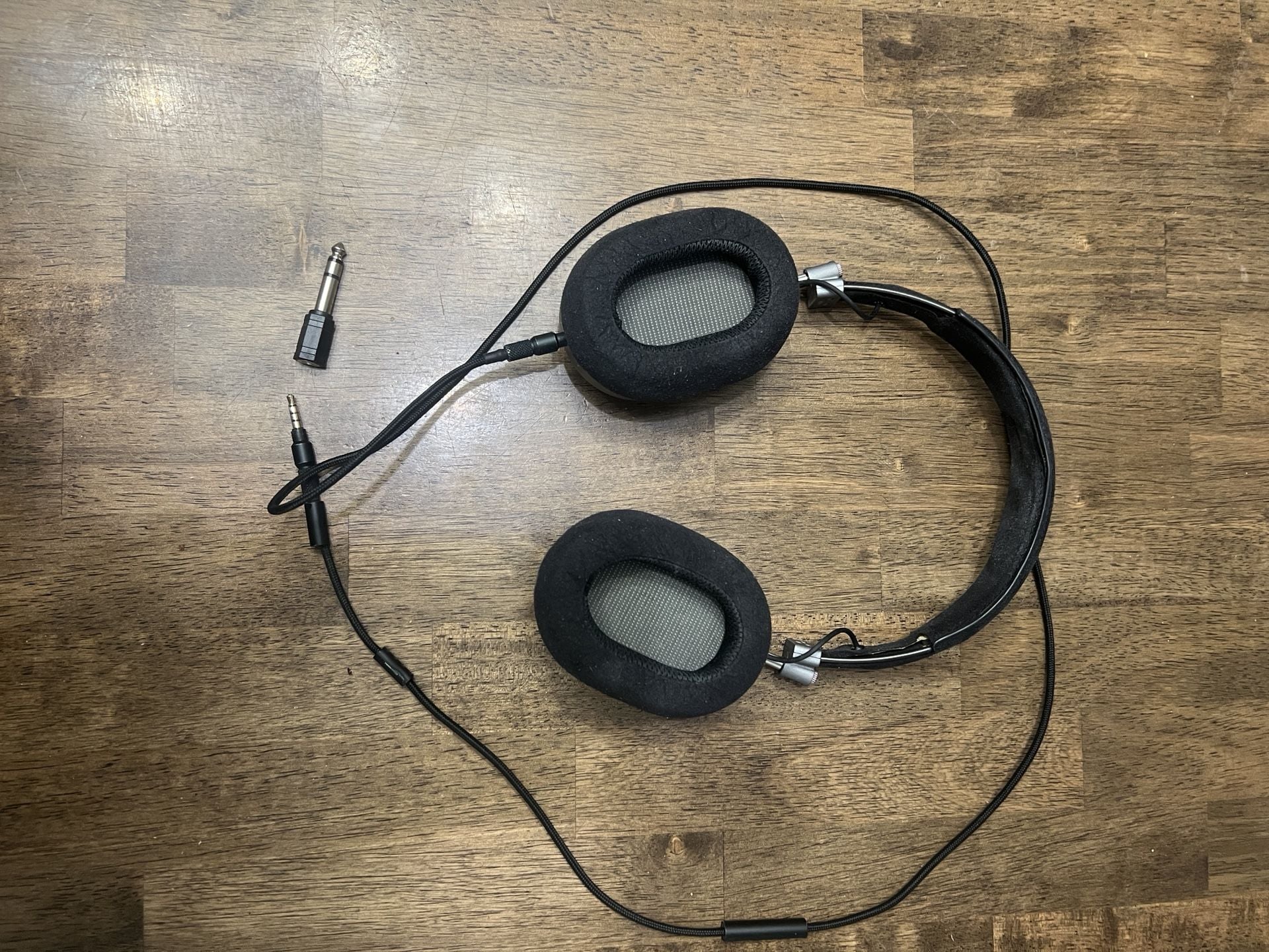 Master And Dynamic MH40 Over Ear Wired Headphones Black Silver 3