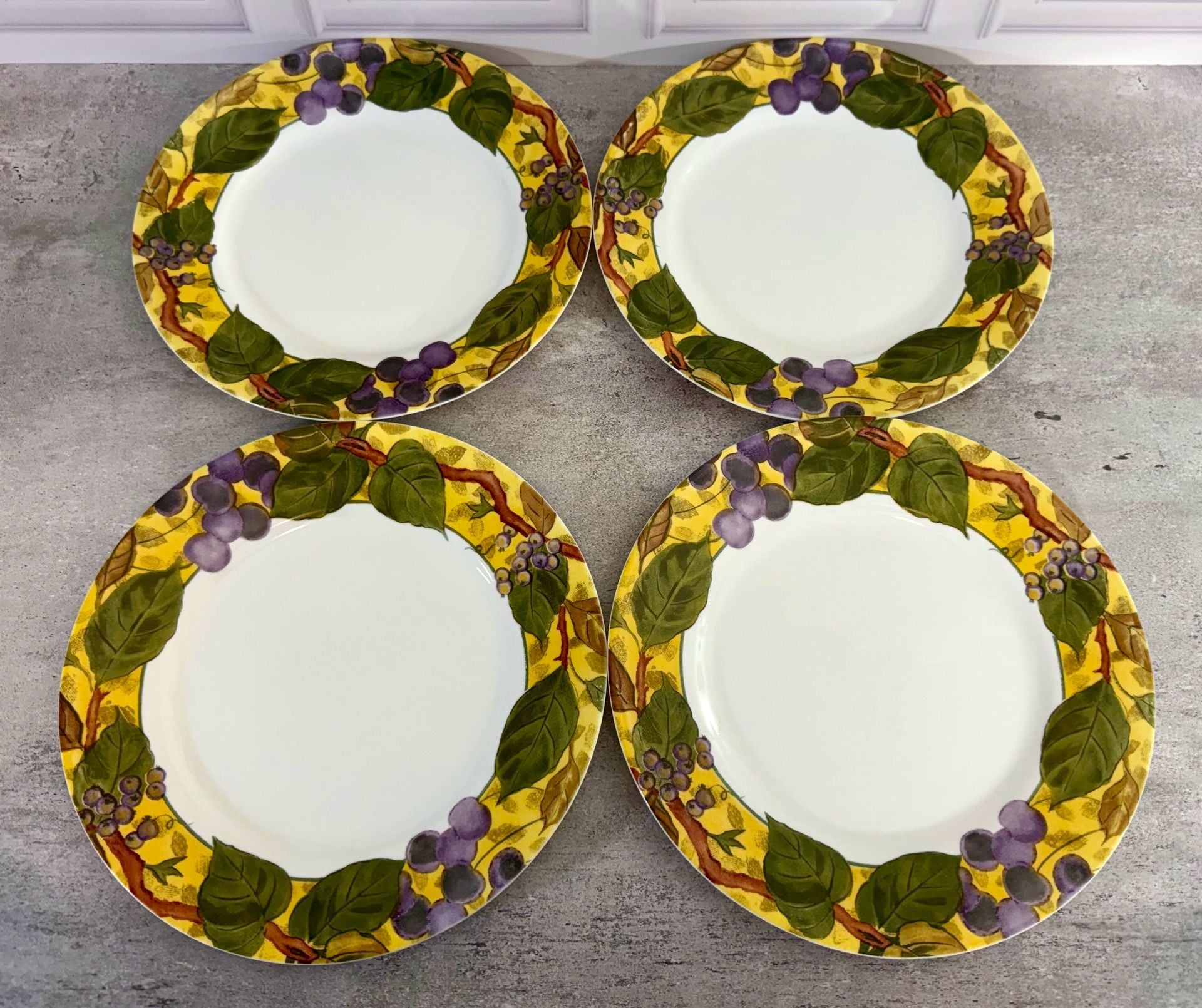 Corelle Tuscan Vine Dinnerware Set Grape Pattern 9