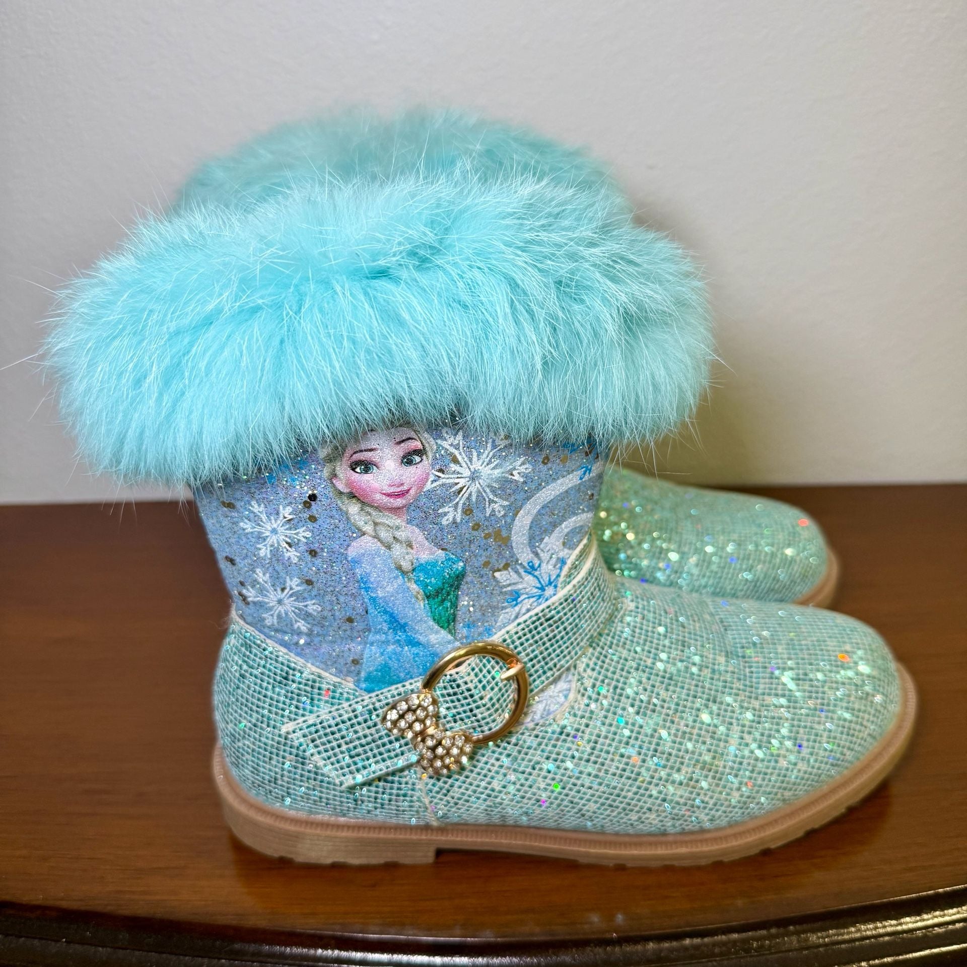 Boots Blue Glitter Fur Trim Size EU 36, US 4Y 3