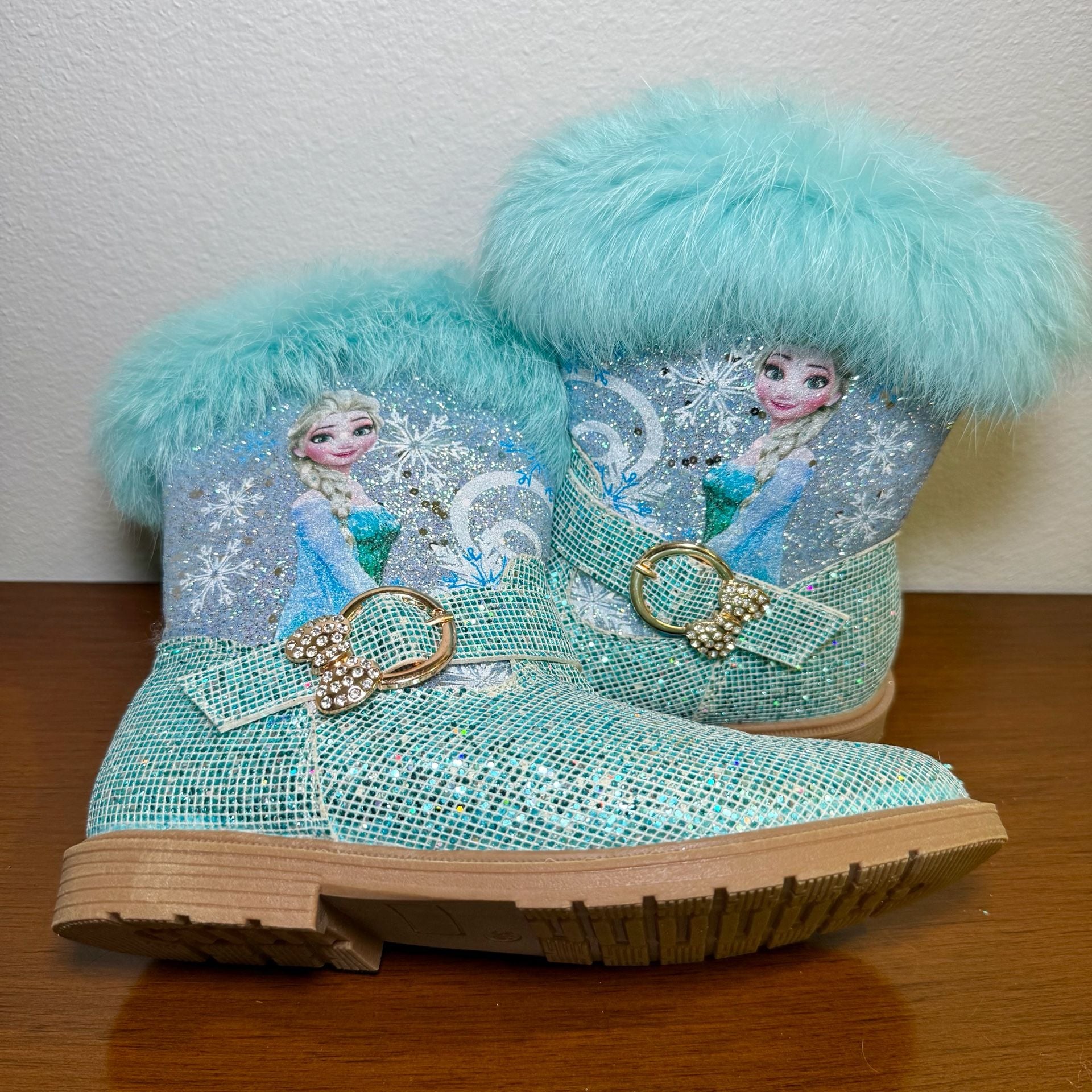 Boots Blue Glitter Fur Trim Size EU 36, US 4Y 7
