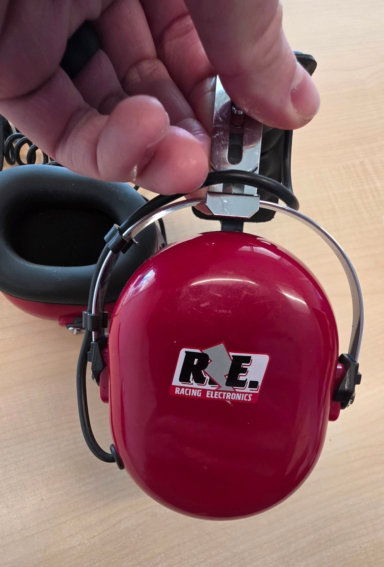Racing Electronics RE Over-Ear Headphones With Volume Control Red 3