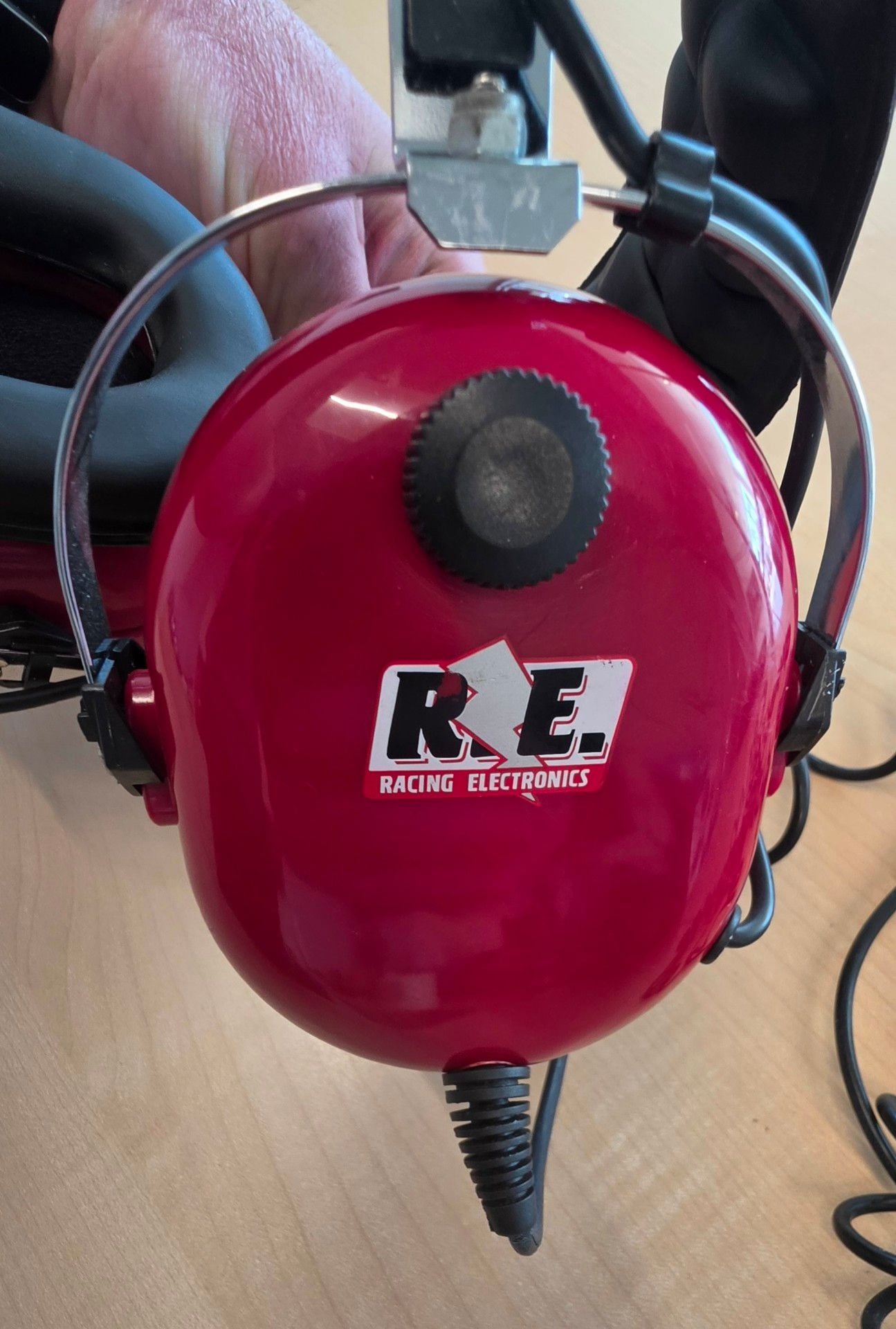 Racing Electronics RE Over-Ear Headphones With Volume Control Red 4