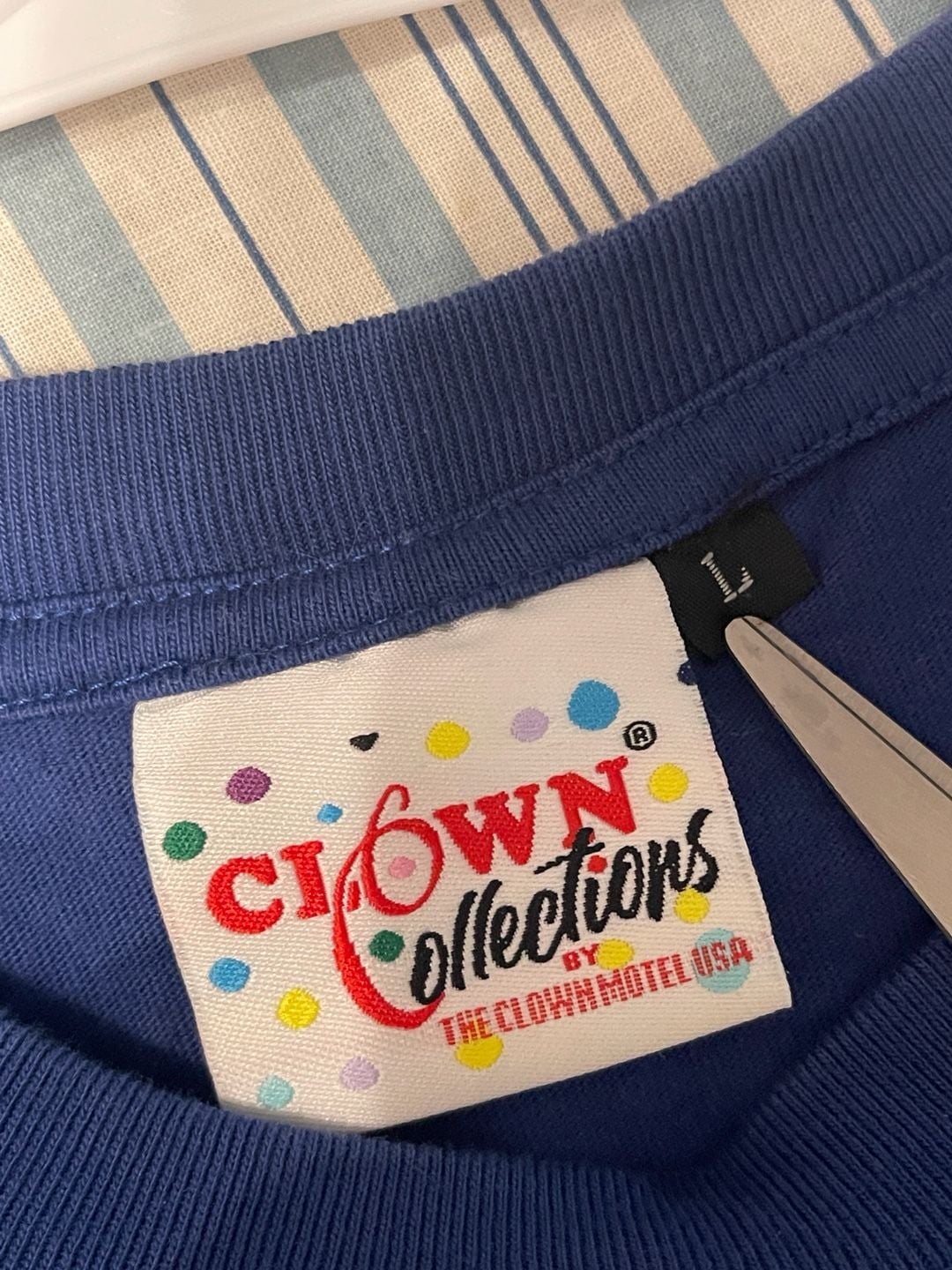 Clown Collections The Clown Motel Tonopah NV Graphic T Shirt Large Blue Souvenir 4