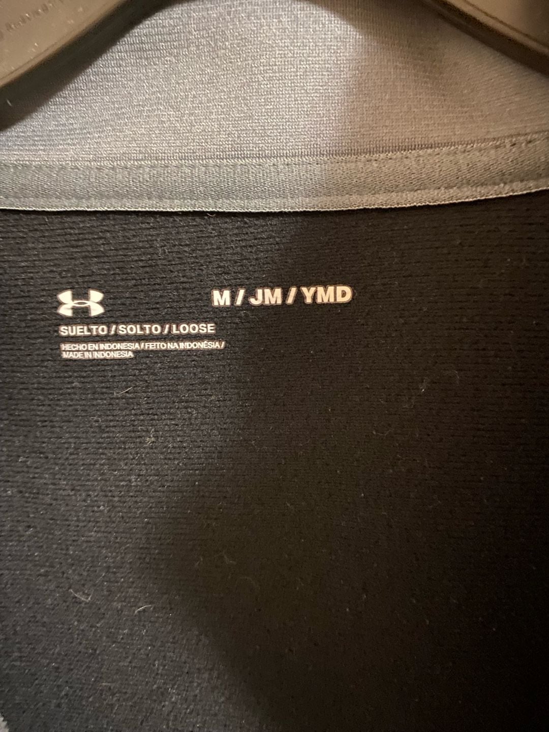 Under Armour Track Jacket Size YMD Gray Black Full Zip 4