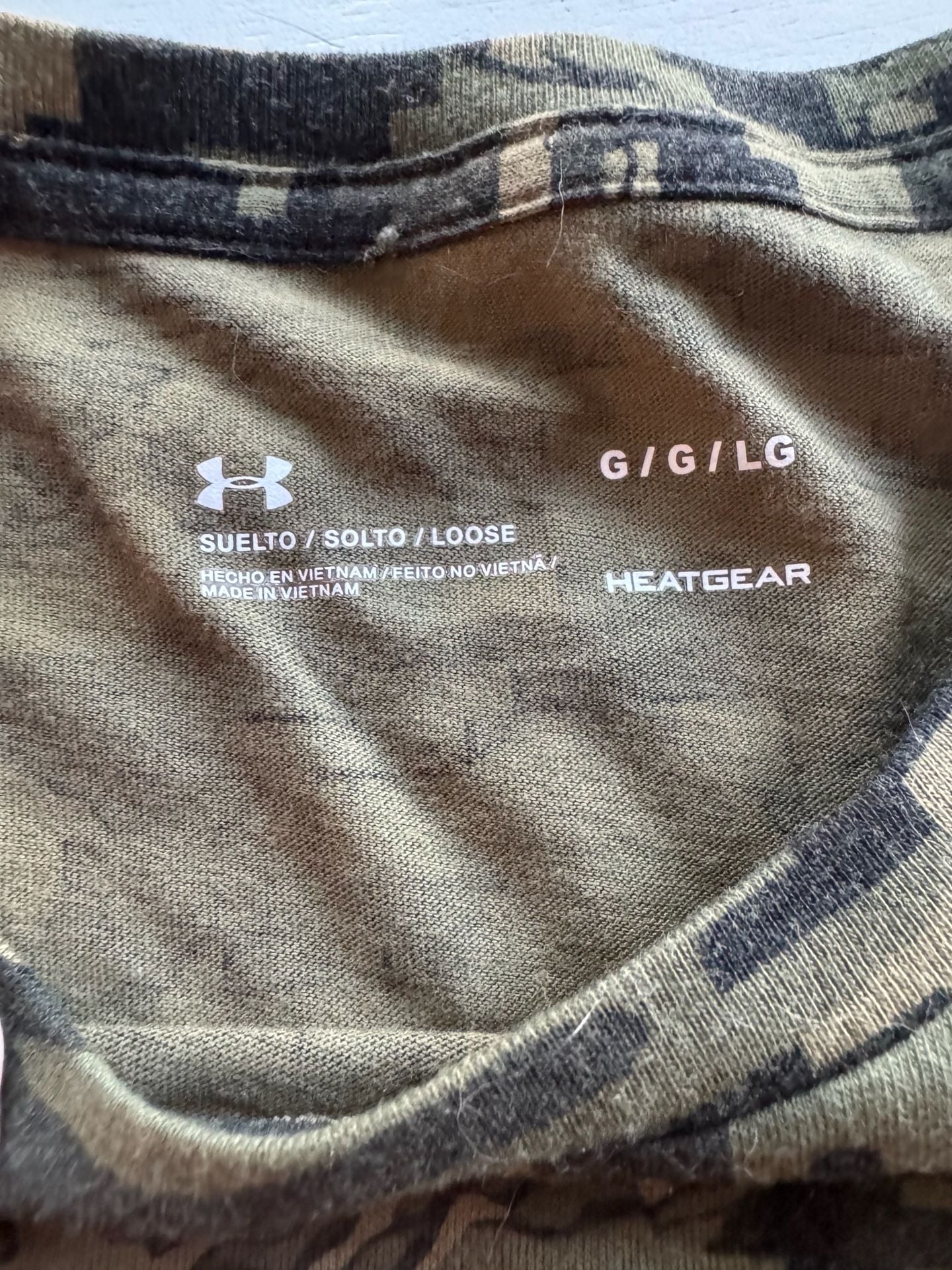 Under Armour Heatgear Camo T-Shirt Size Large Green Loose 4