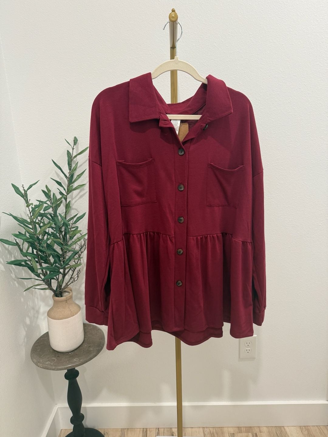 Heimish USA Shacket Size 2XL Crimson Solid Shirring 2