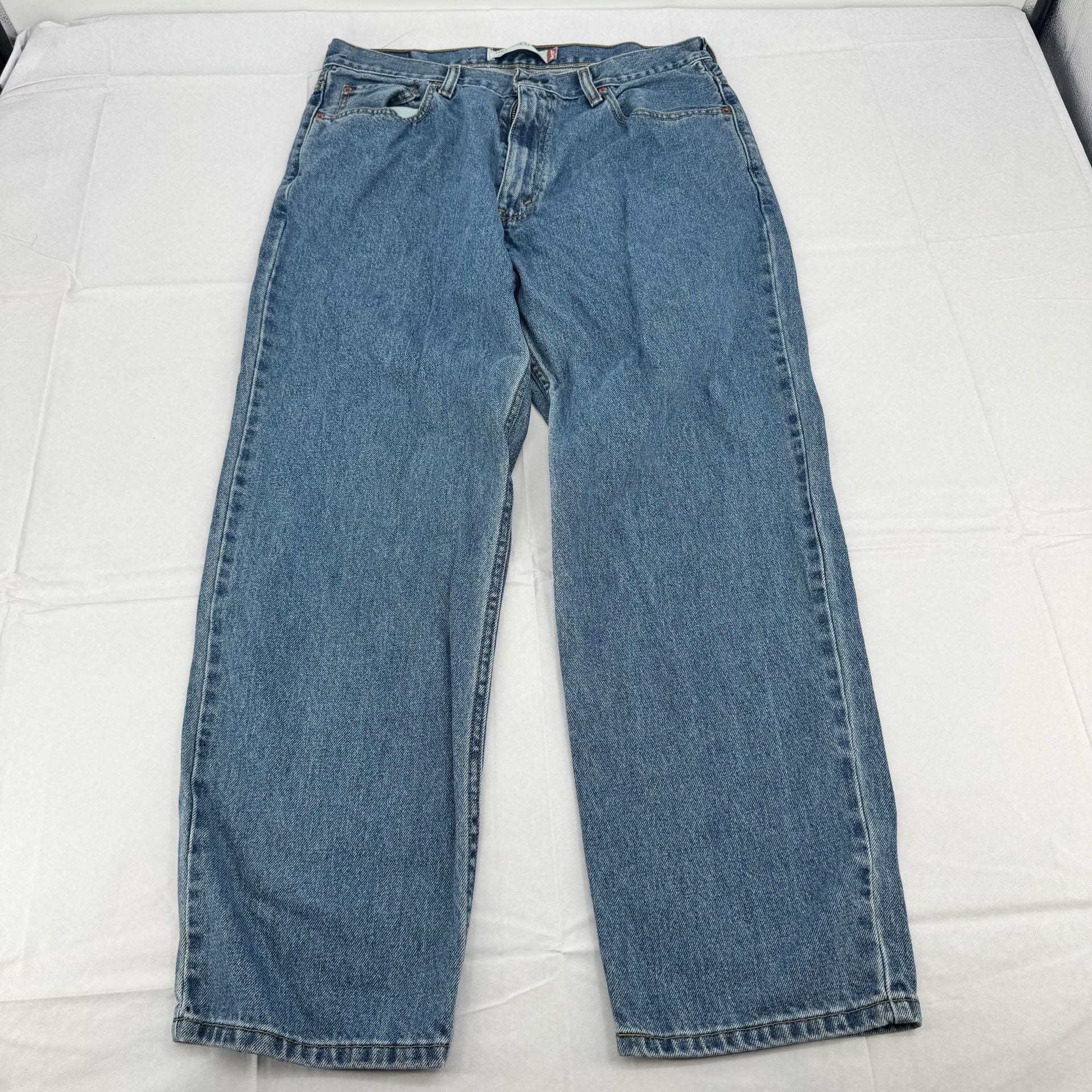 Levi's 550 Relaxed Fit Jeans Size 36x30 Medium Wash Denim 2