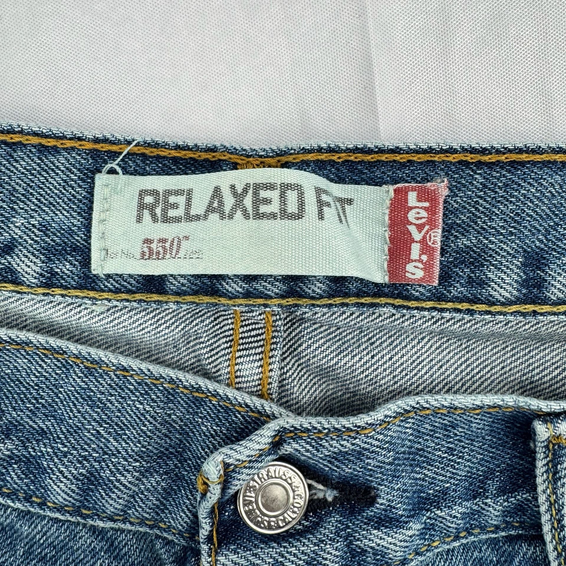 Levi's 550 Relaxed Fit Jeans Size 36x30 Medium Wash Denim 3