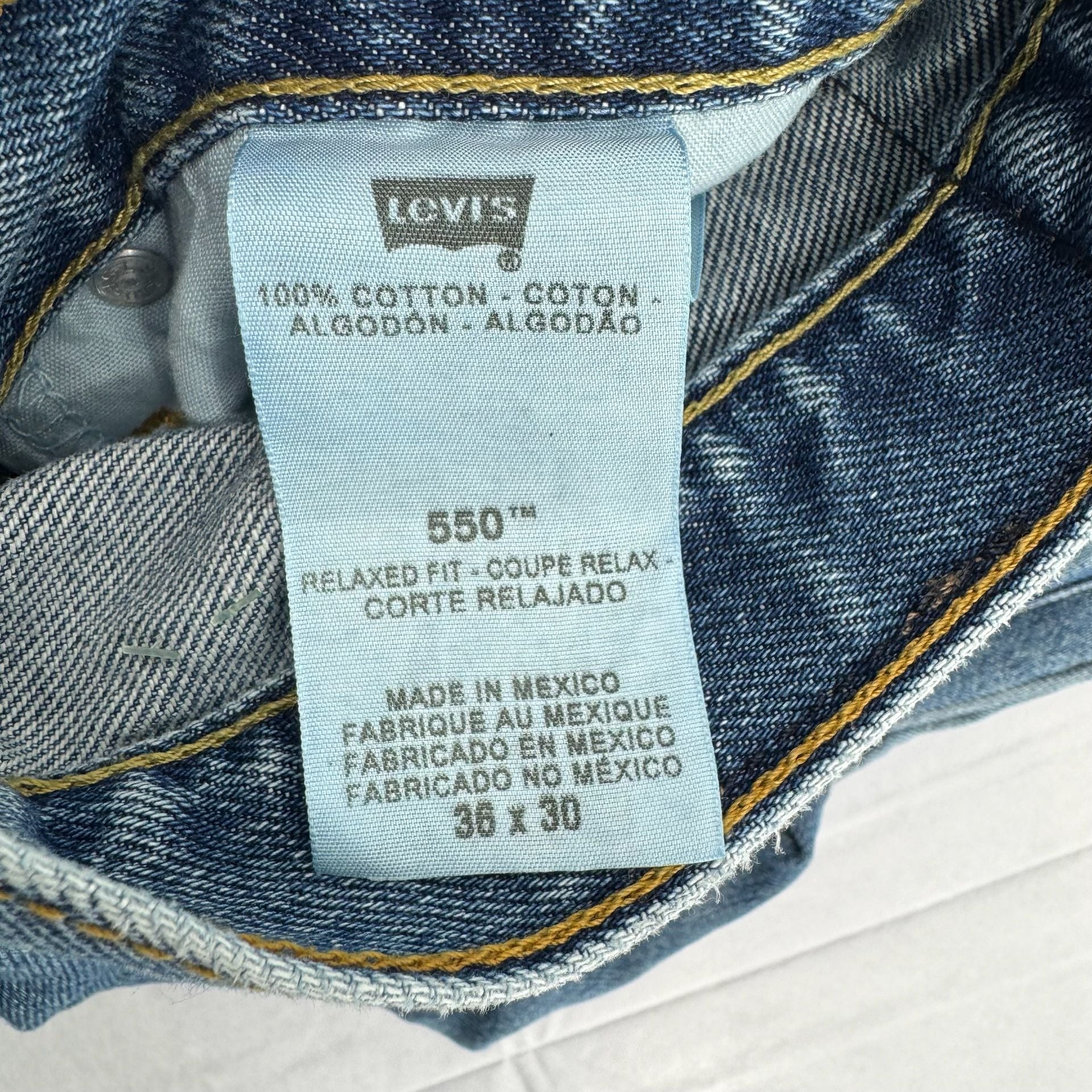 Levi's 550 Relaxed Fit Jeans Size 36x30 Medium Wash Denim 7