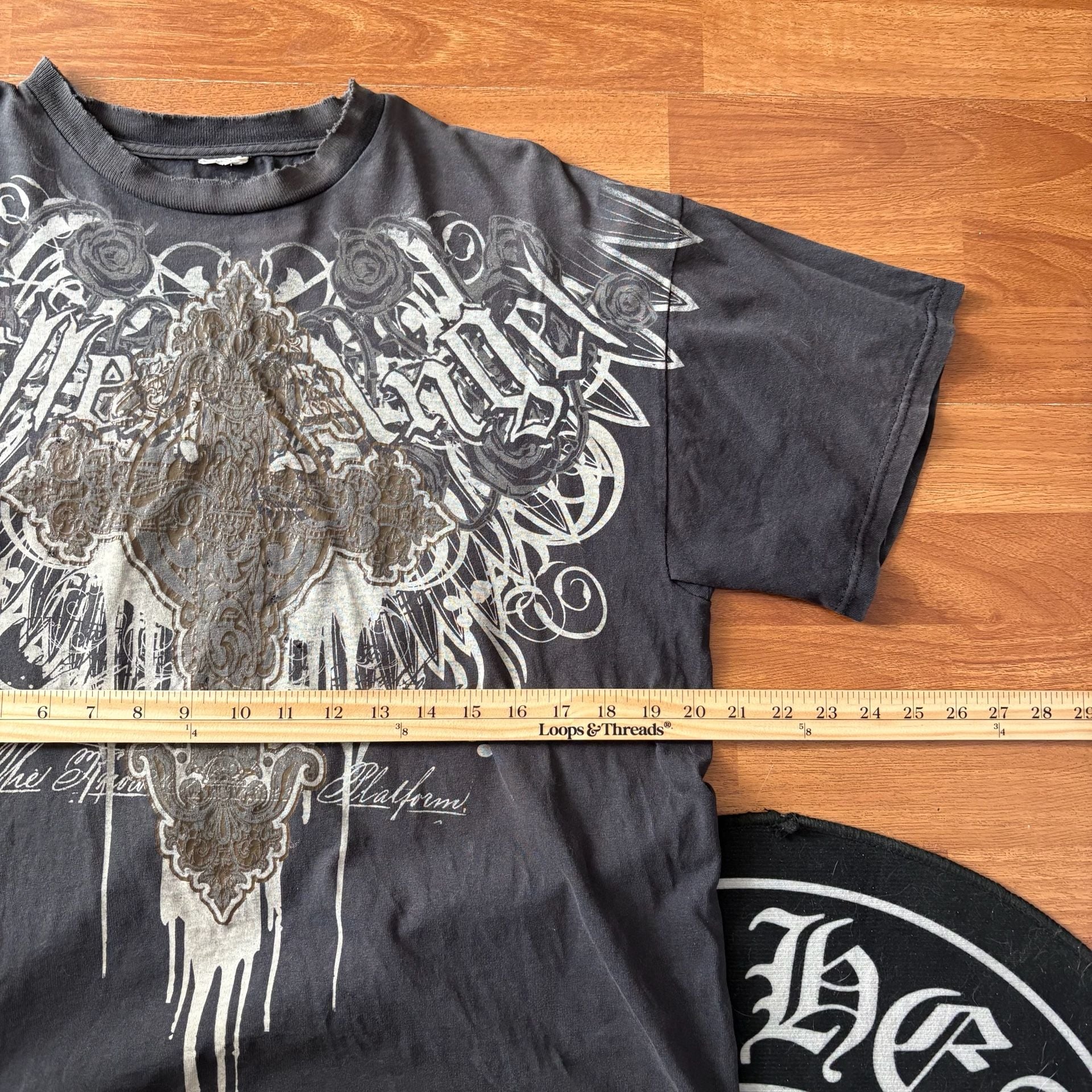 2000s Vintage Fallen Angel Gothic Cross T-Shirt 5