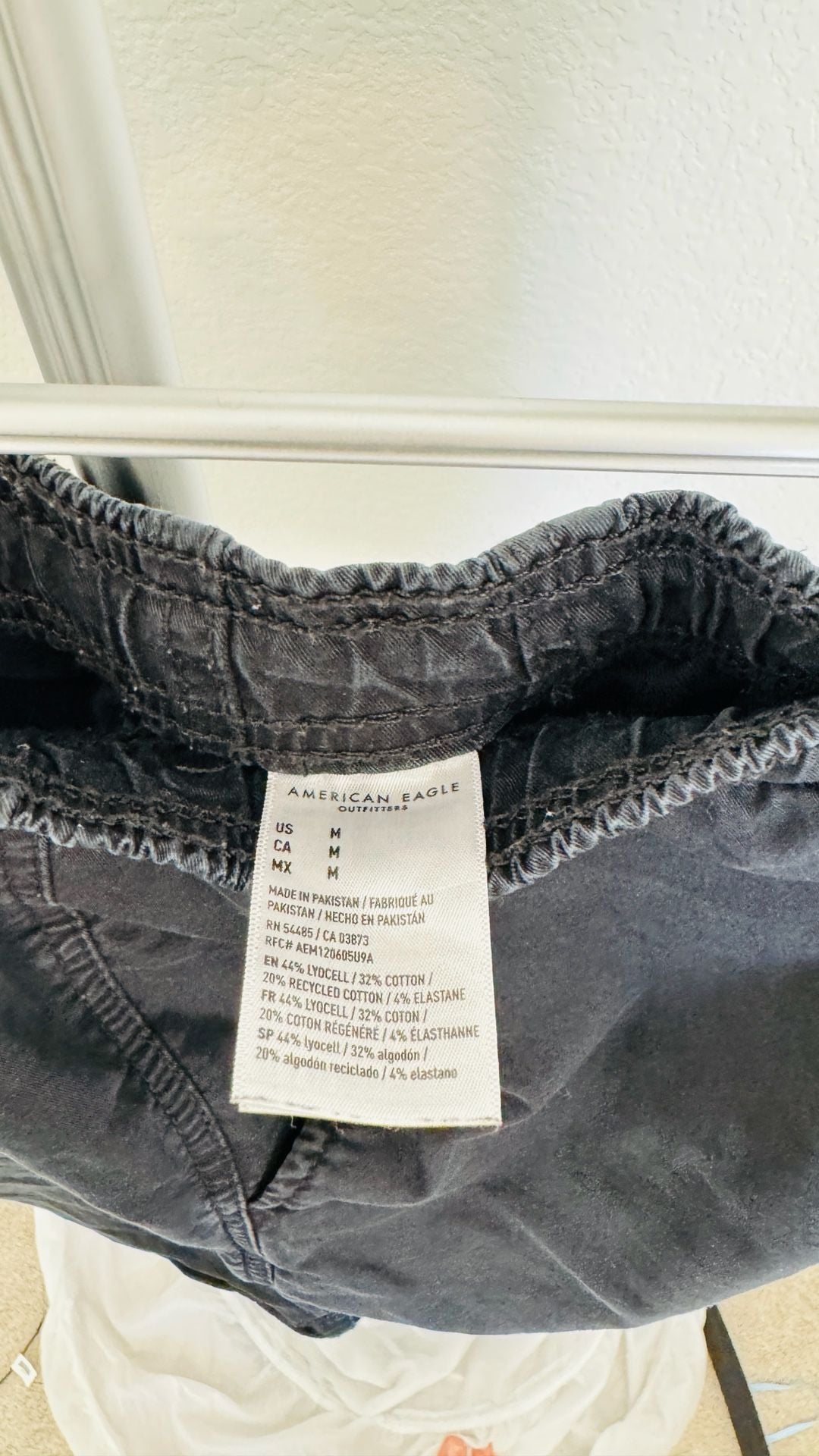 American Eagle Flex Pull-On Shorts Size M Black 2