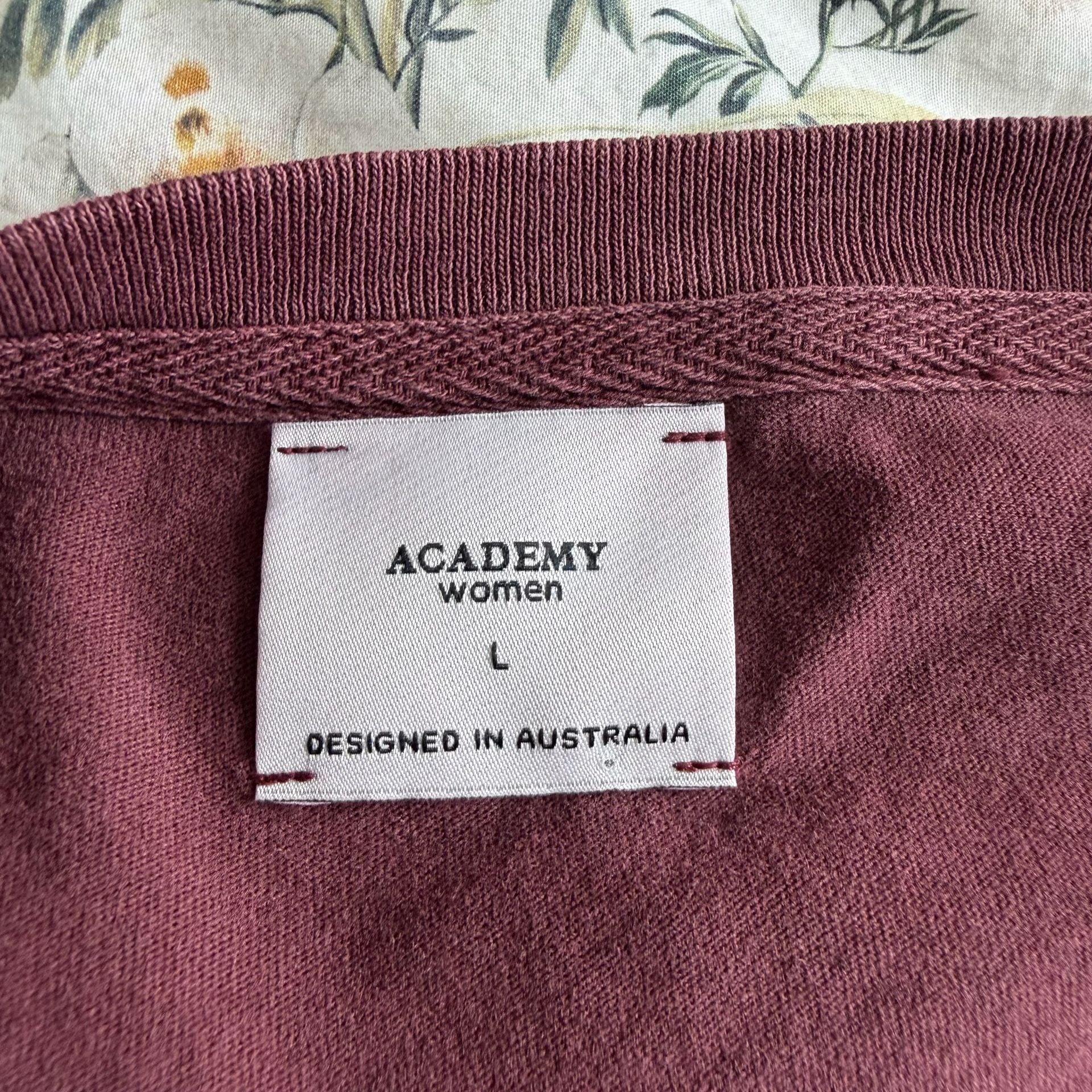 Academy Women T-Shirt Size L Burgundy Cotton Short Sleeve Relaxed Crop Top 4