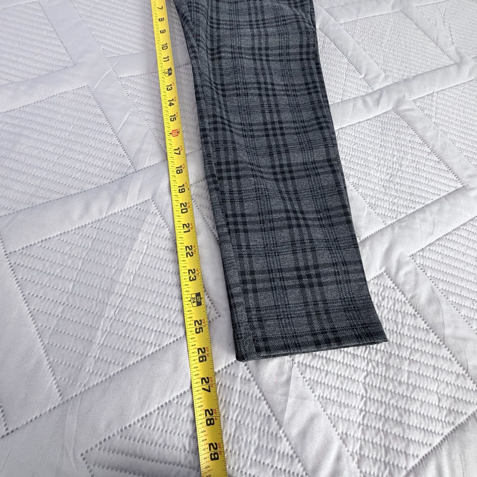 Calvin Klein Plaid Pull-On Pants Gray Stretch Skinny 10 7