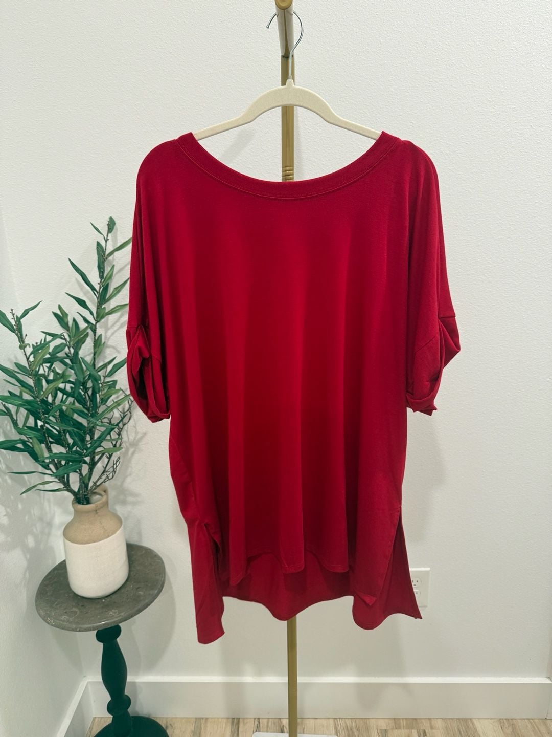 Zenana Oversized T-Shirt Size 2X Red Cuffed Sleeves Hi-Low Hem 3