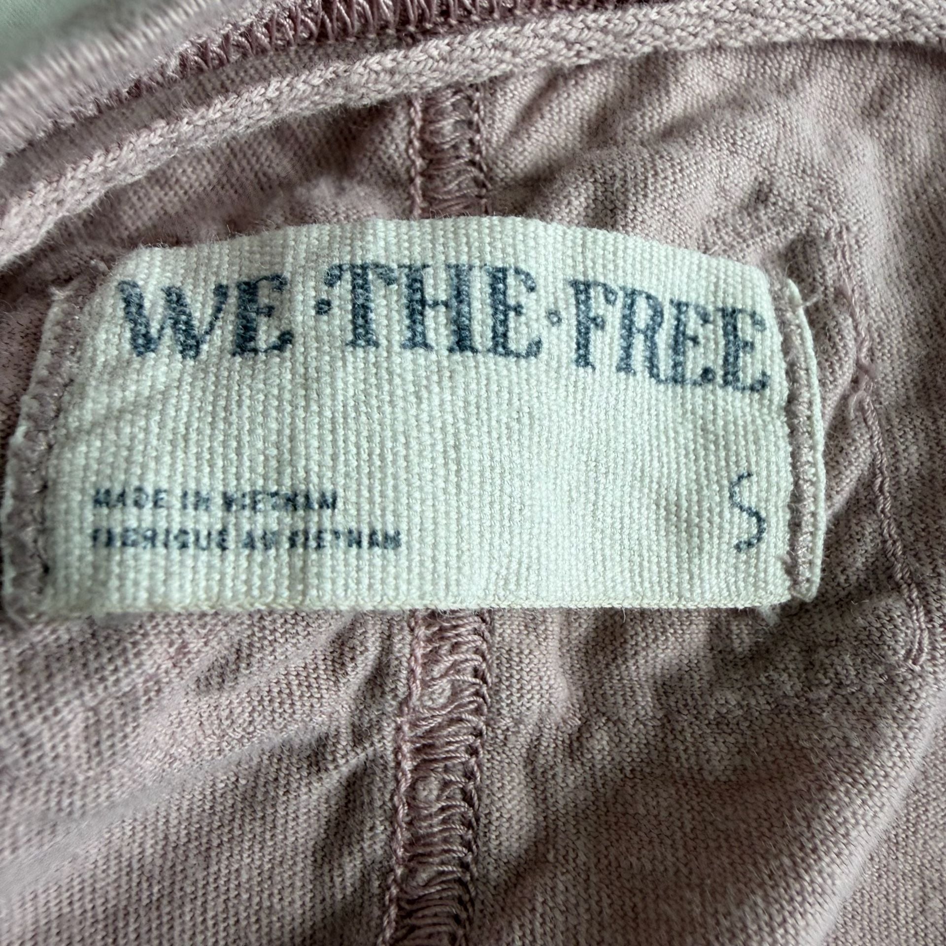 We The Free Nina V-Neck Tee Size S cashmere color Short Sleeve 4