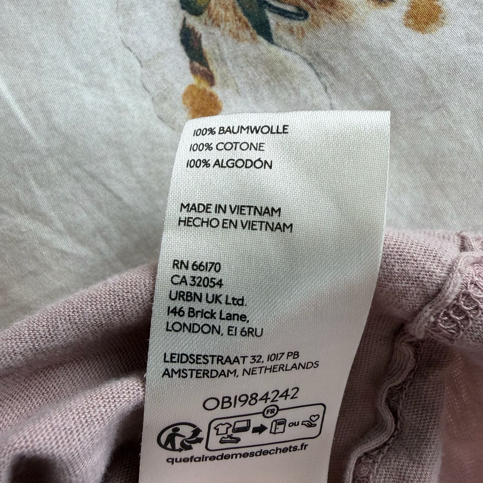 We The Free Nina V-Neck Tee Size S cashmere color Short Sleeve 5