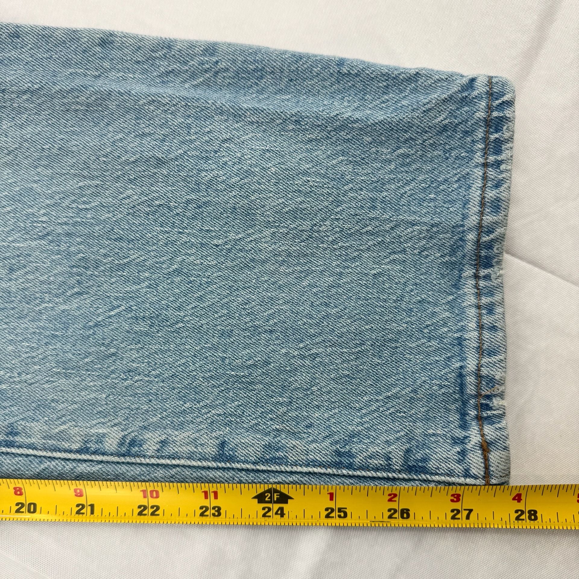 Madewell The Perfect Vintage Distressed Straight Jean Size 28 6