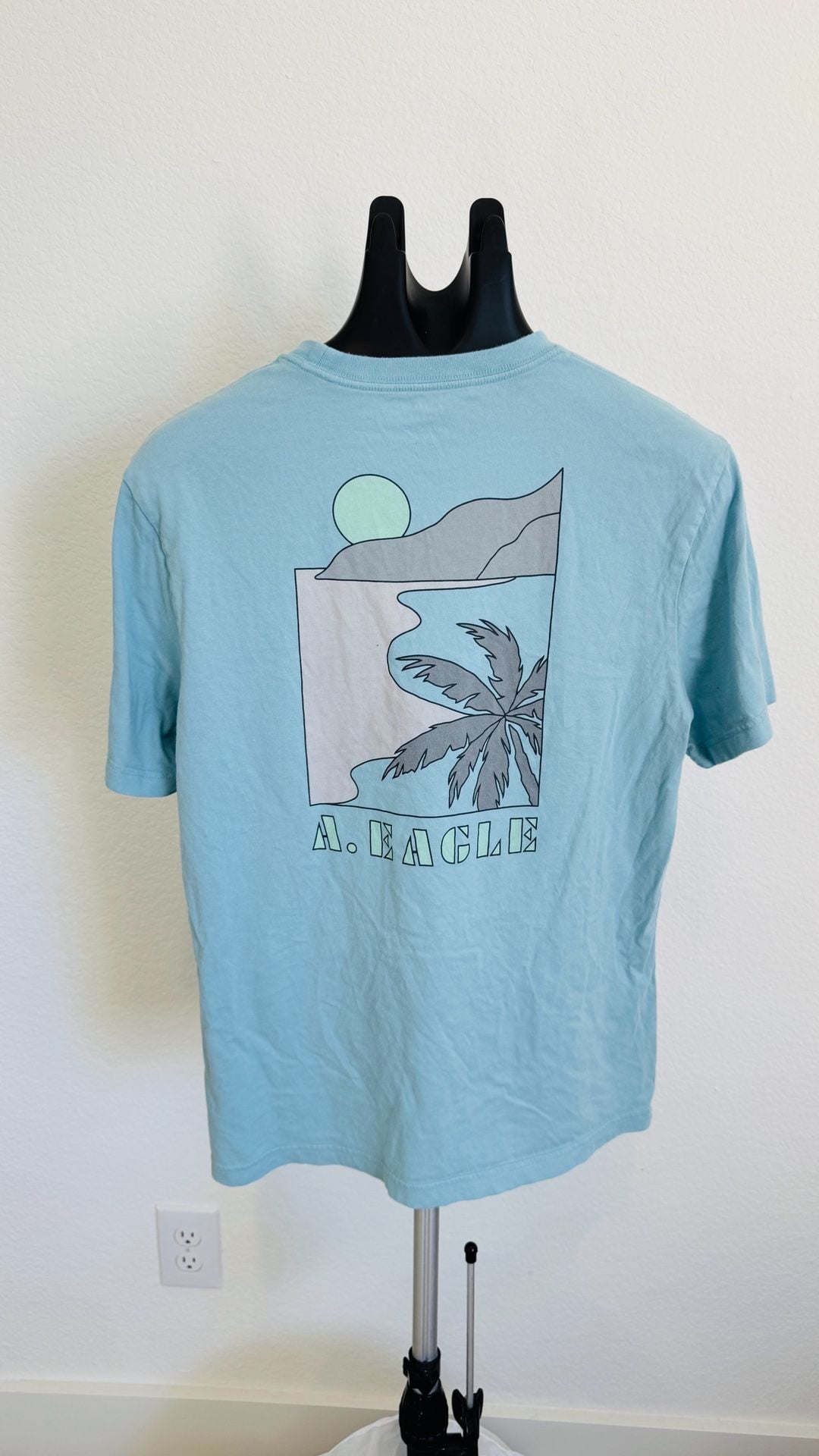 American Eagle Graphic T-Shirt Size M Blue Surf 1977 Short Sleeve 2