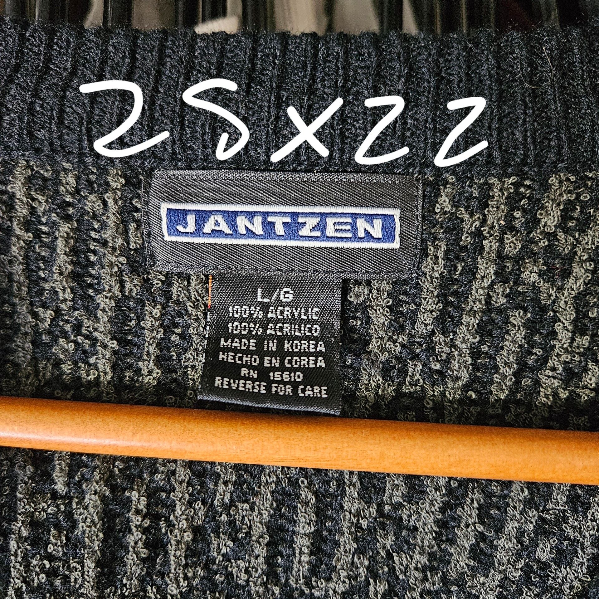 Jantzen Cardigan Sweater Size L Black Gray Geometric V-Neck 3
