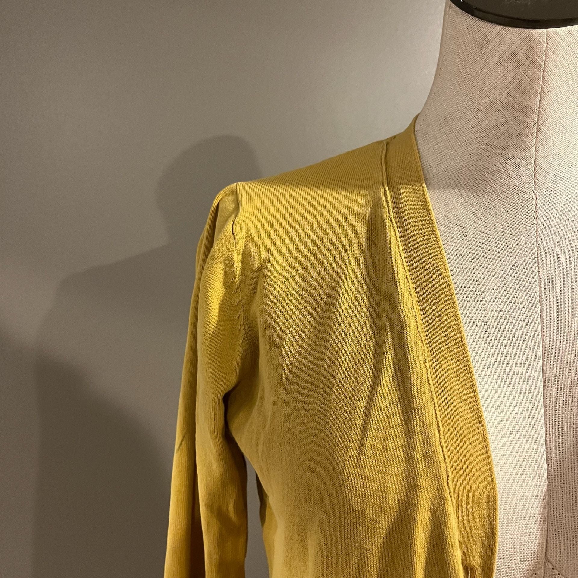 Faded Glory Yellow Cardigan Sweater Women’s Small Fall Winter 7