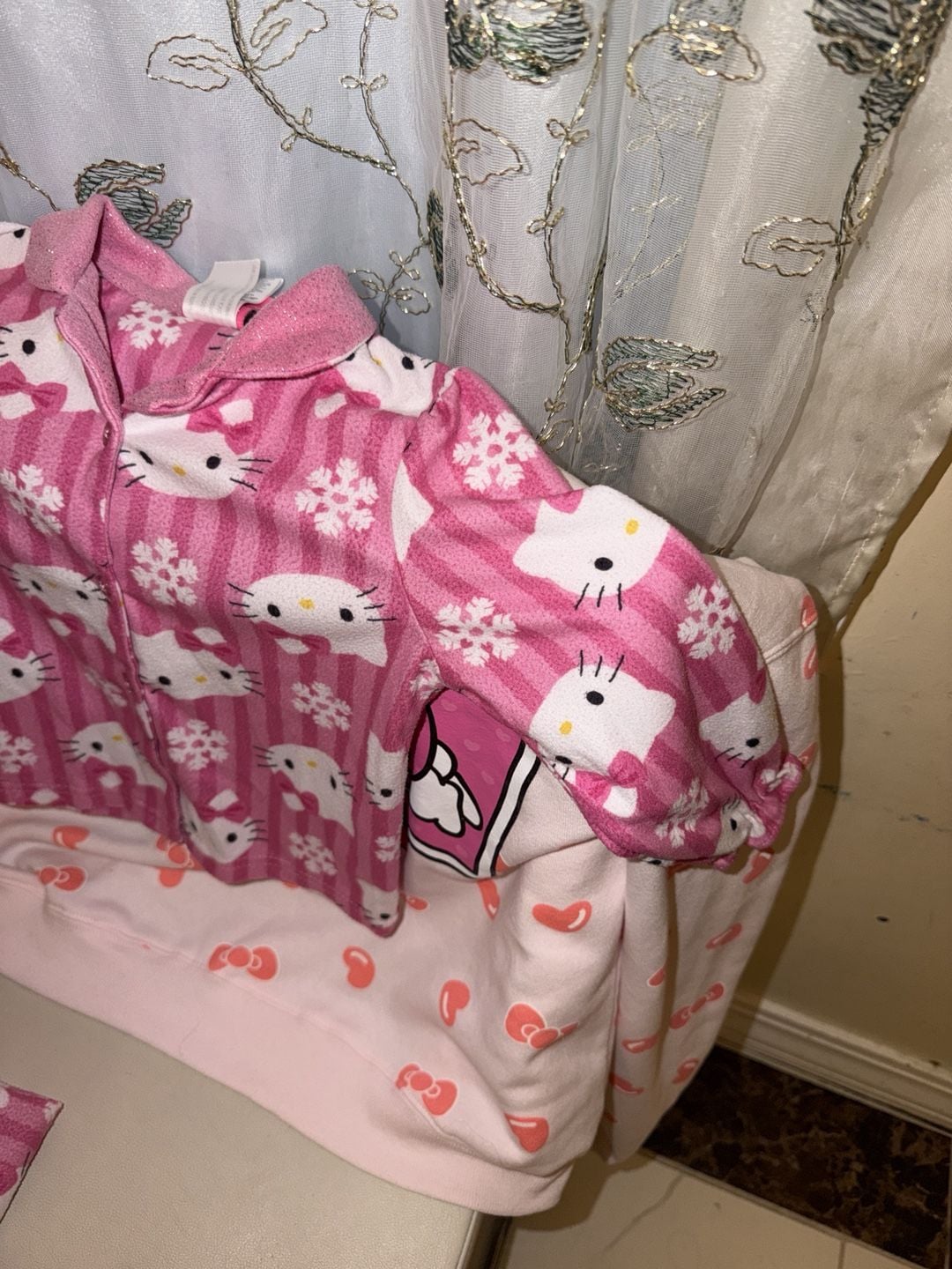 Sanrio Hello Kitty Fleece Pajama Set Size 3/T Pink Snowflakes 2013!! 6