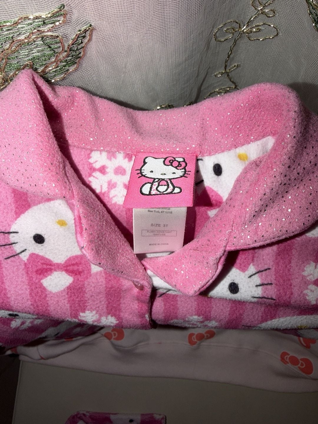 Sanrio Hello Kitty Fleece Pajama Set Size 3/T Pink Snowflakes 2013!! 8