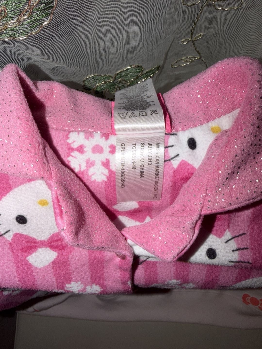 Sanrio Hello Kitty Fleece Pajama Set Size 3/T Pink Snowflakes 2013!! 9