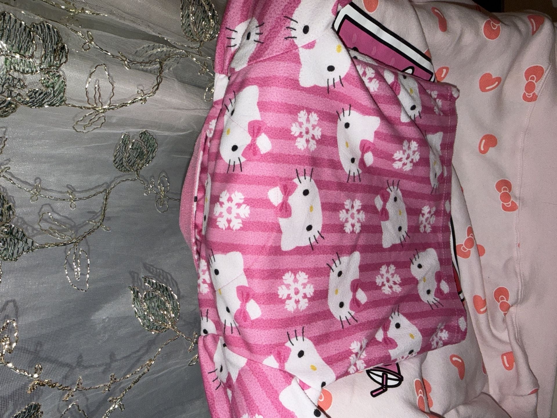 Sanrio Hello Kitty Fleece Pajama Set Size 3/T Pink Snowflakes 2013!! 10