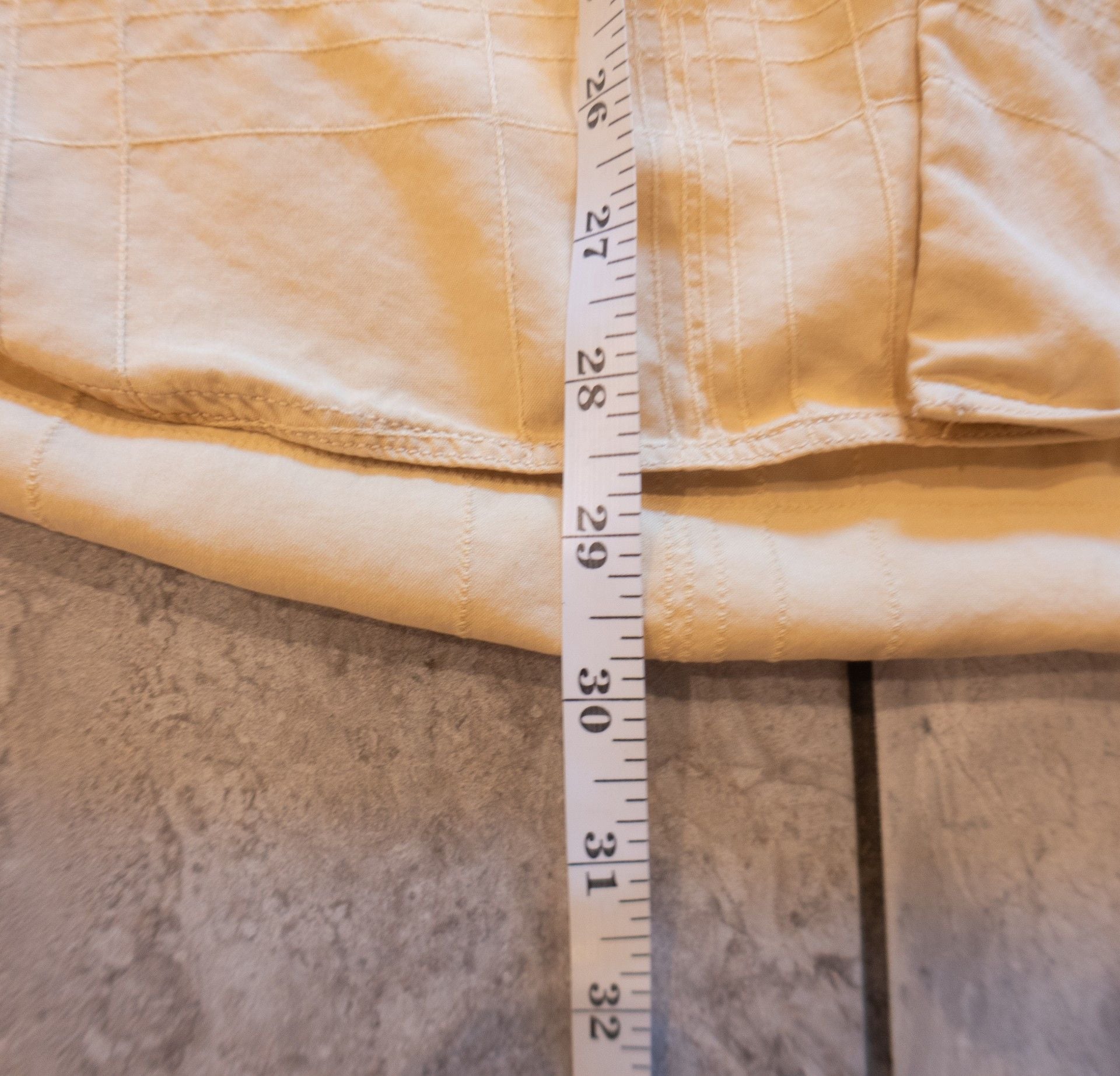 Tommy Bahama Silk Button Down Shirt Size L Yellow Long Sleeve 10