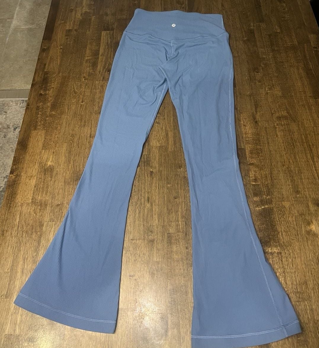 Lululemon Align High Rise Ribbed Flare Pant Size 8 Blue 2