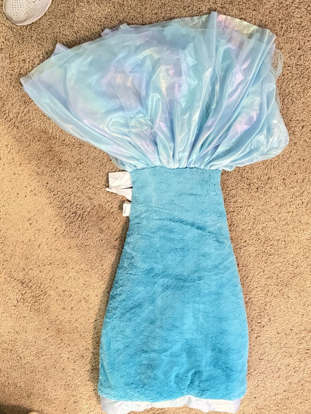 Cynthia Rowley Mermaid Tail Blanket Blue Sequin Sparkles Mermaidcore 5
