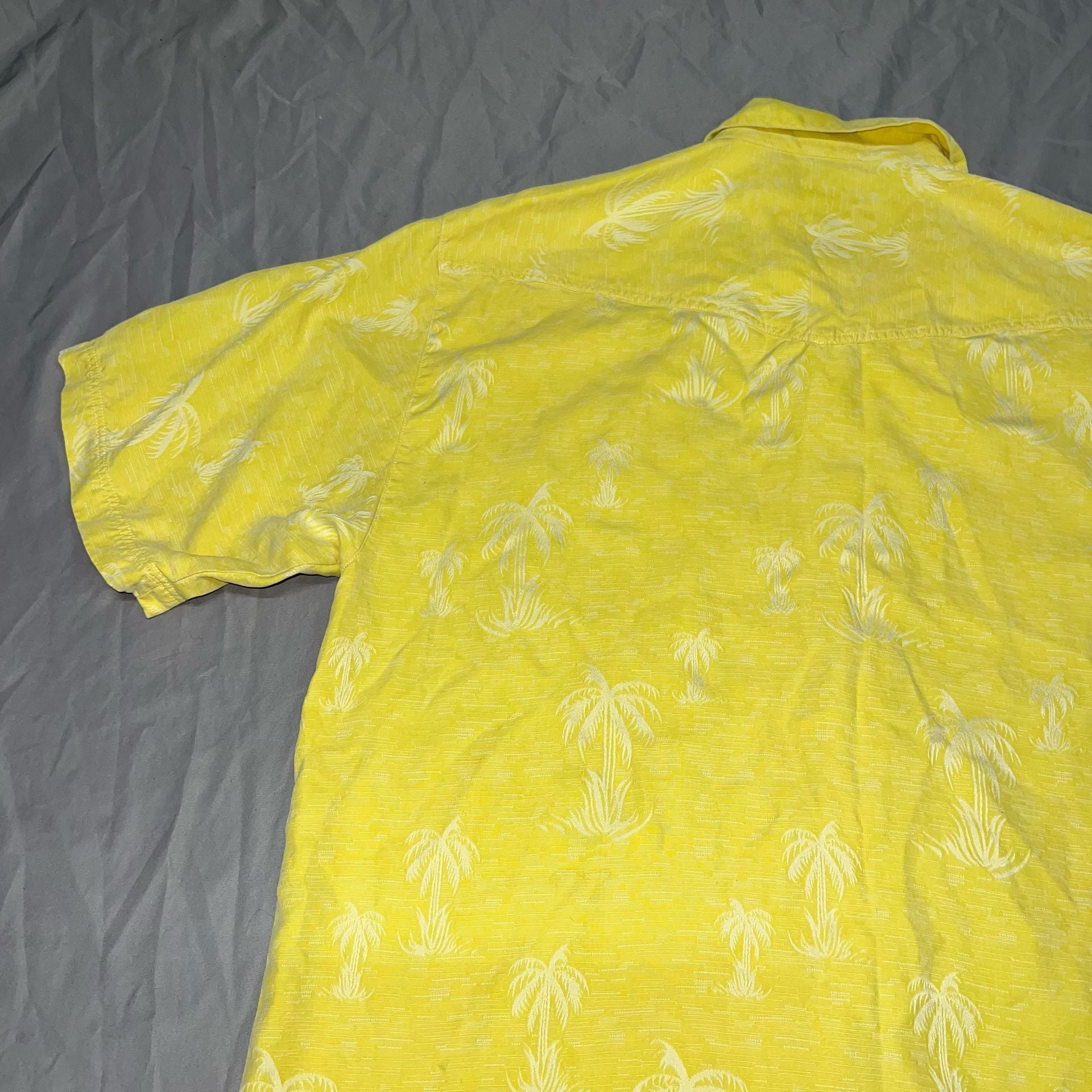 Tommy Bahama Silk Palm Tree Hawaiian Shirt Size M Yellow Mens Button down 6