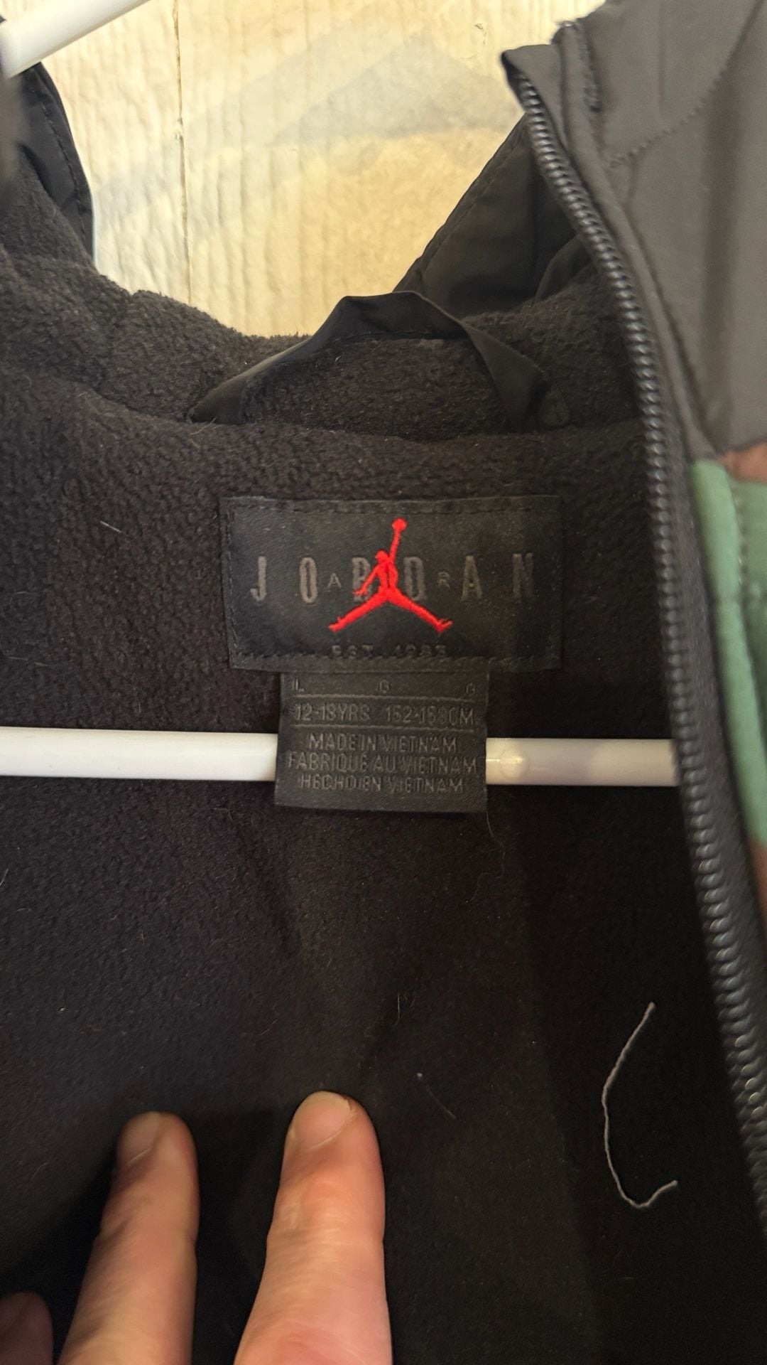 Jordan Puffer Jacket Size L 12-13 Green Camo Logo Hooded Coat 3