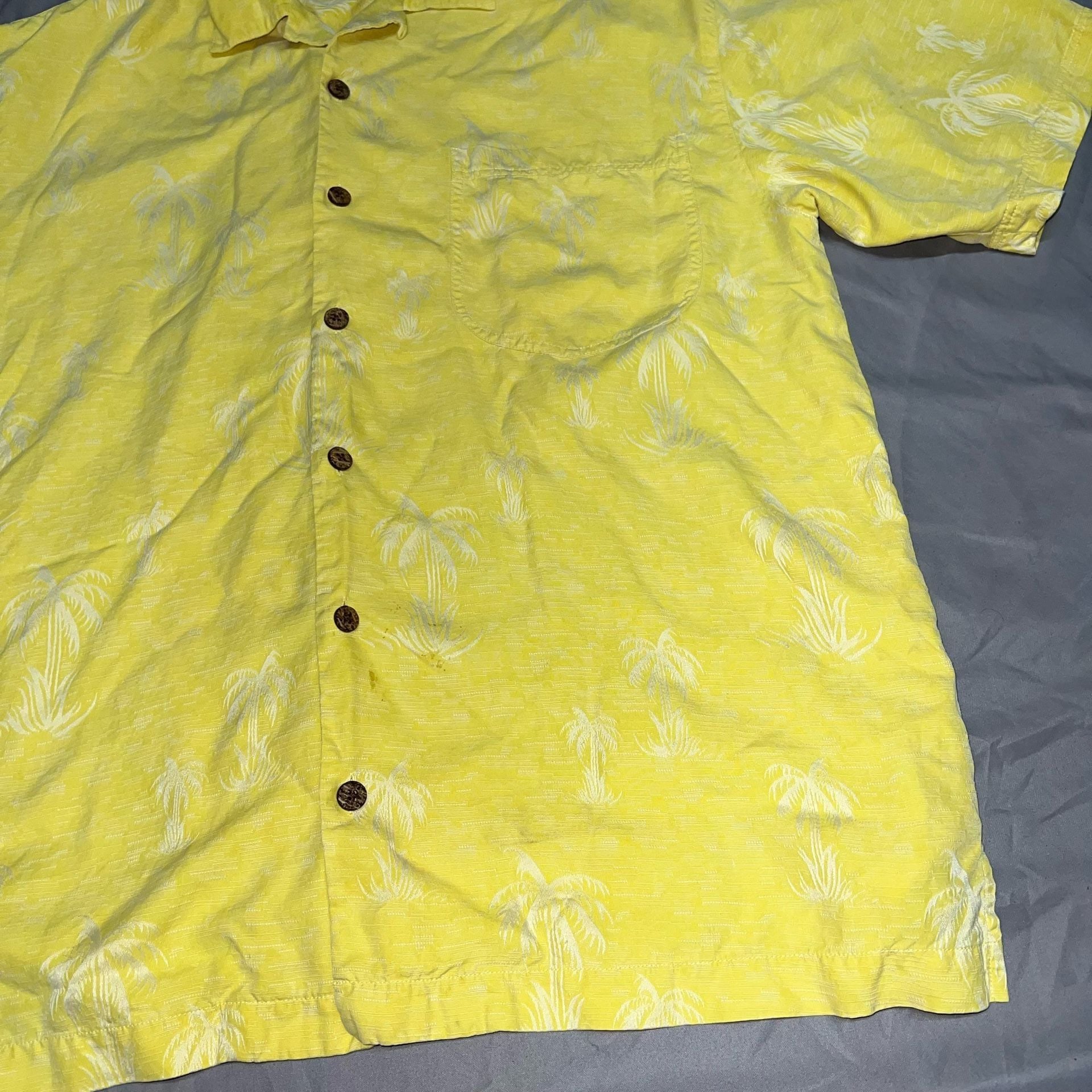 Tommy Bahama Silk Palm Tree Hawaiian Shirt Size M Yellow Mens Button down 4