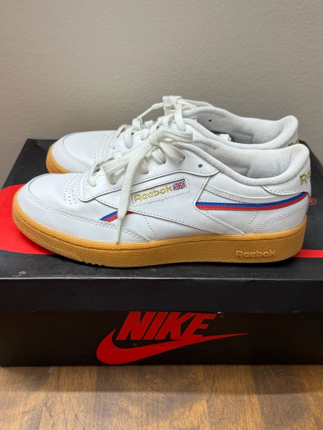 7.5M Reebok Classic International Flag White Gum Sneakers EGG6425 2