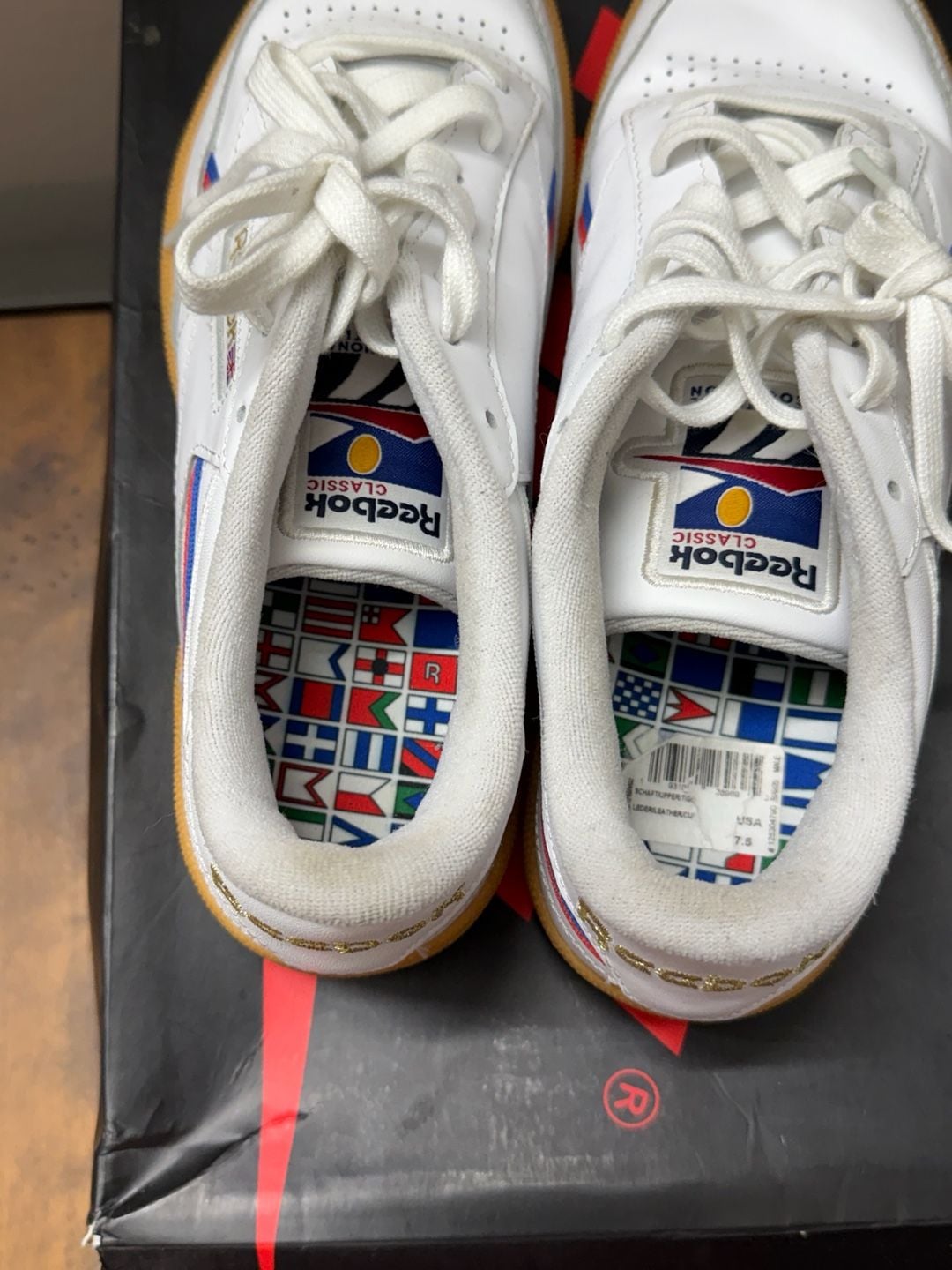 7.5M Reebok Classic International Flag White Gum Sneakers EGG6425 5