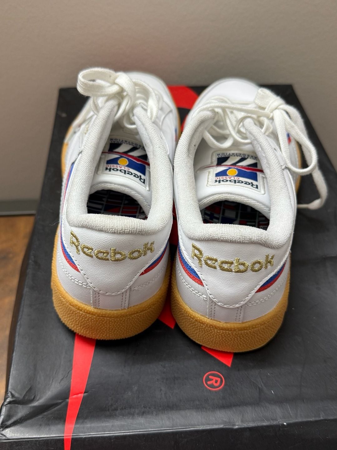 7.5M Reebok Classic International Flag White Gum Sneakers EGG6425 6