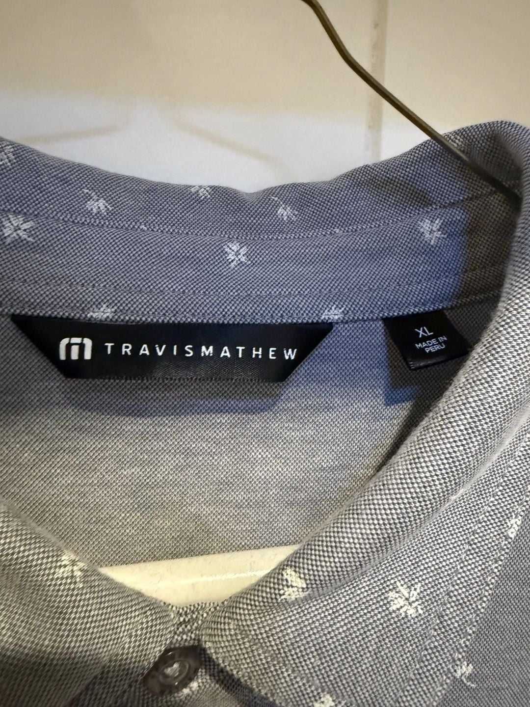 TravisMathew Polo Size XL Grey Floral Print Golf Shirt 4
